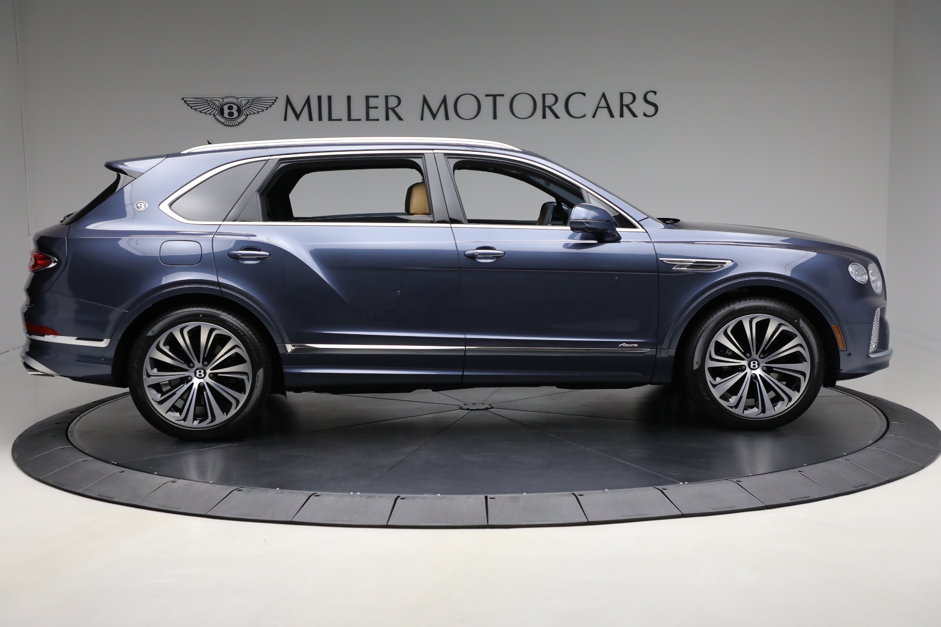 Used-2025-Bentley-Bentayga-EWB-Azure-V8