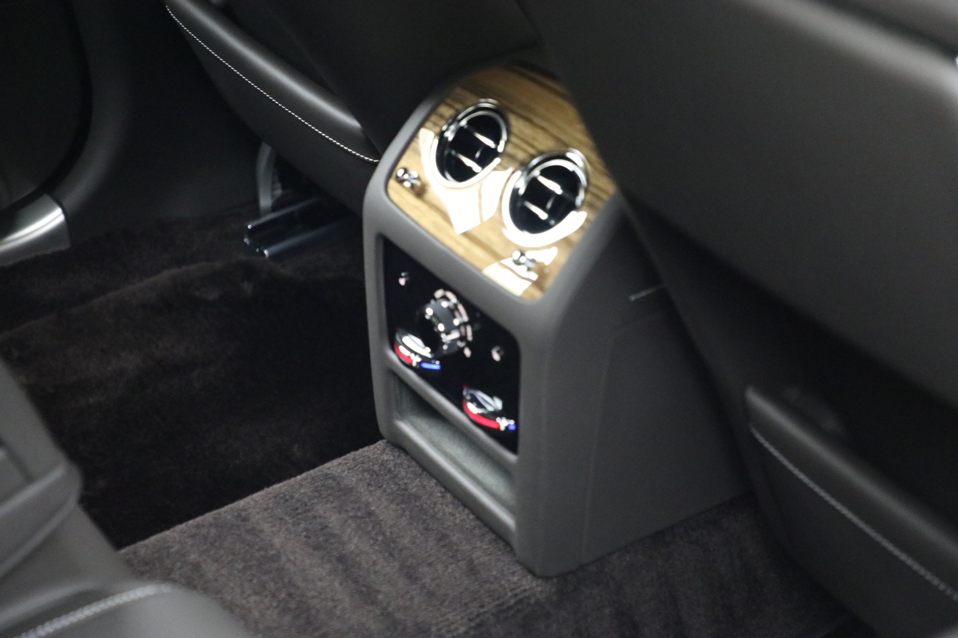 Used-2024-Rolls-Royce-Ghost
