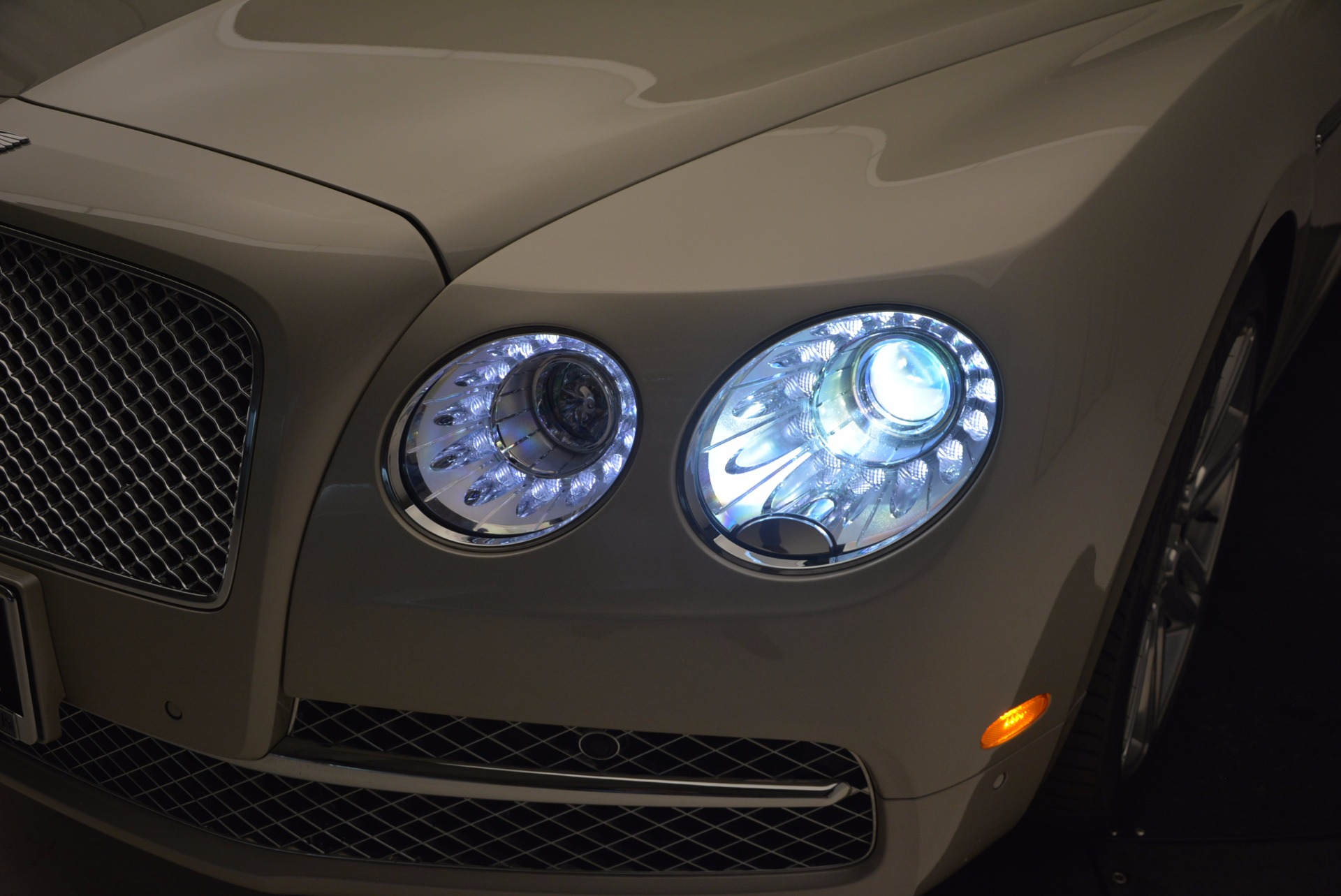 Used-2016-Bentley-Flying-Spur-W12