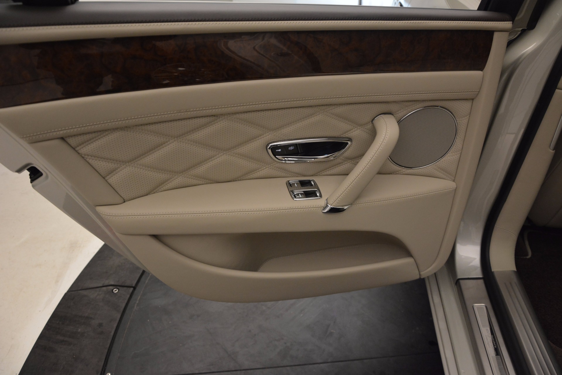 Used-2016-Bentley-Flying-Spur-W12