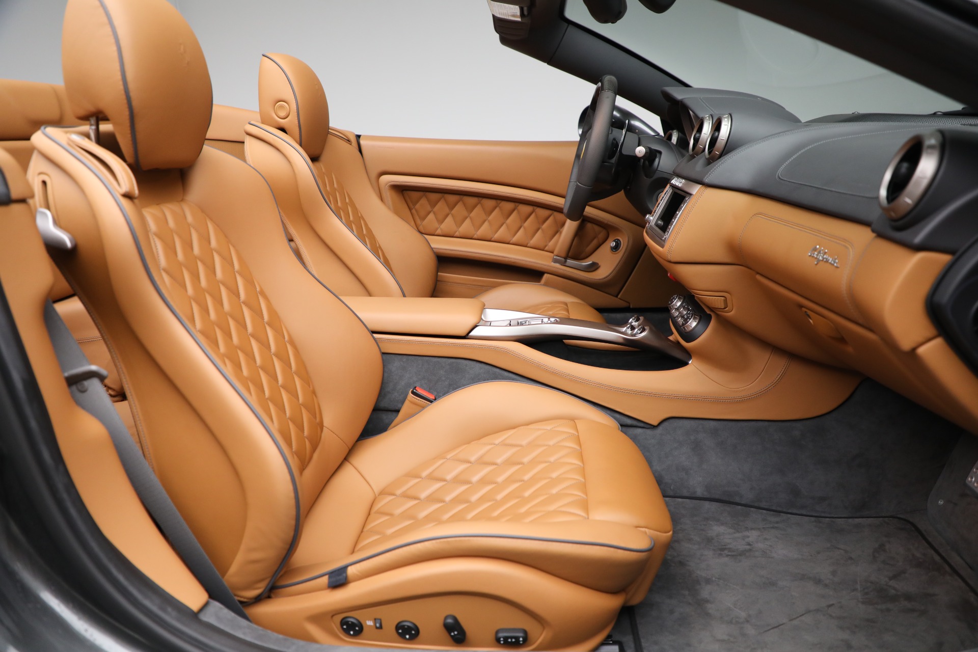 Used-2013-Ferrari-California