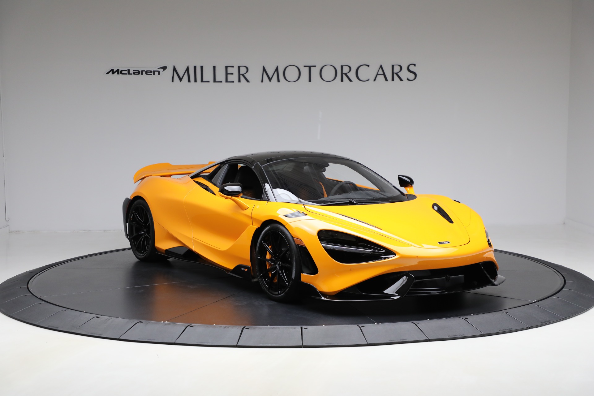 Used-2022-McLaren-765LT-Spider