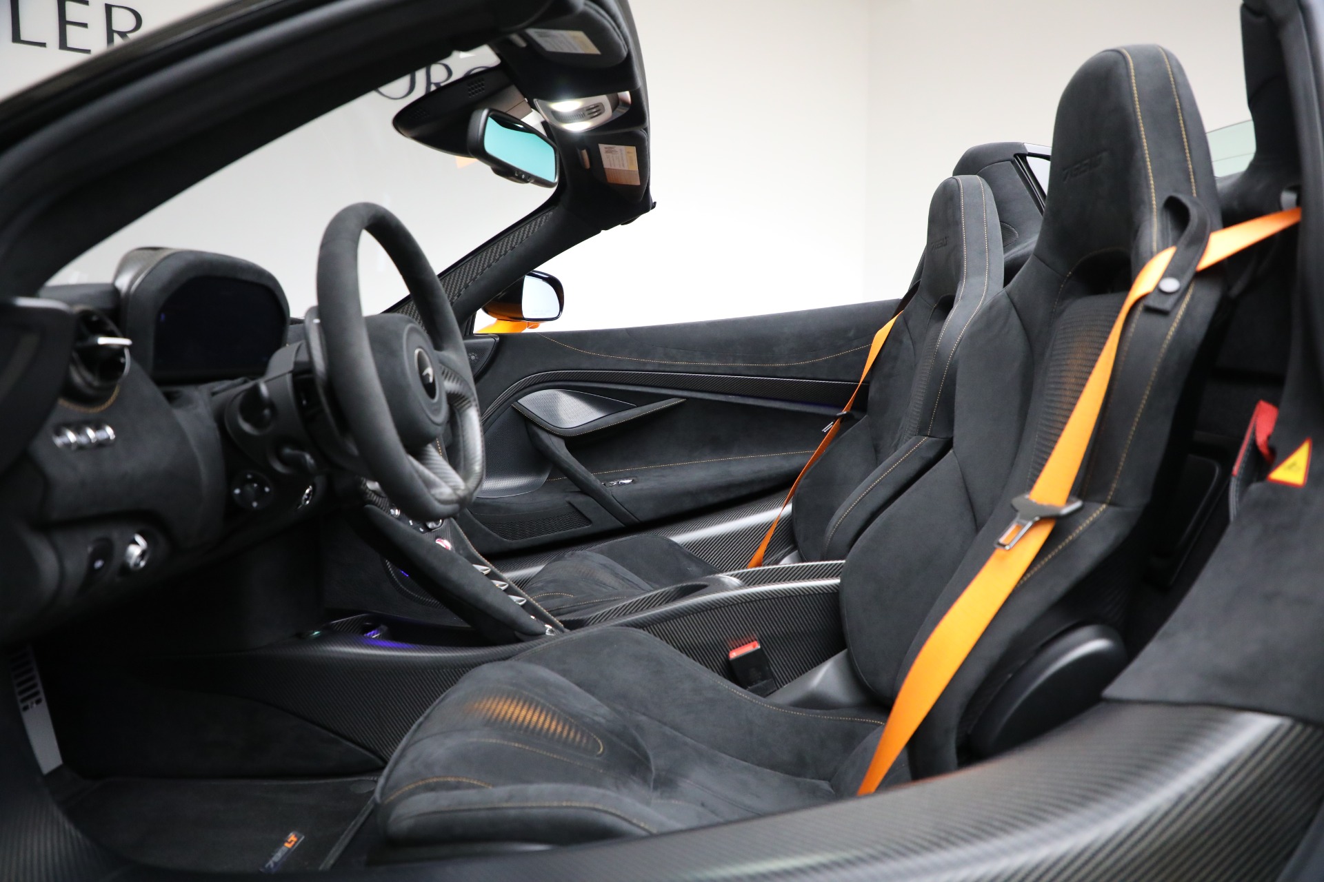 Used-2022-McLaren-765LT-Spider