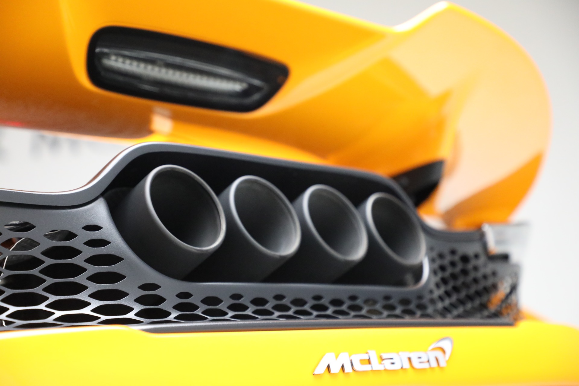 Used-2022-McLaren-765LT-Spider