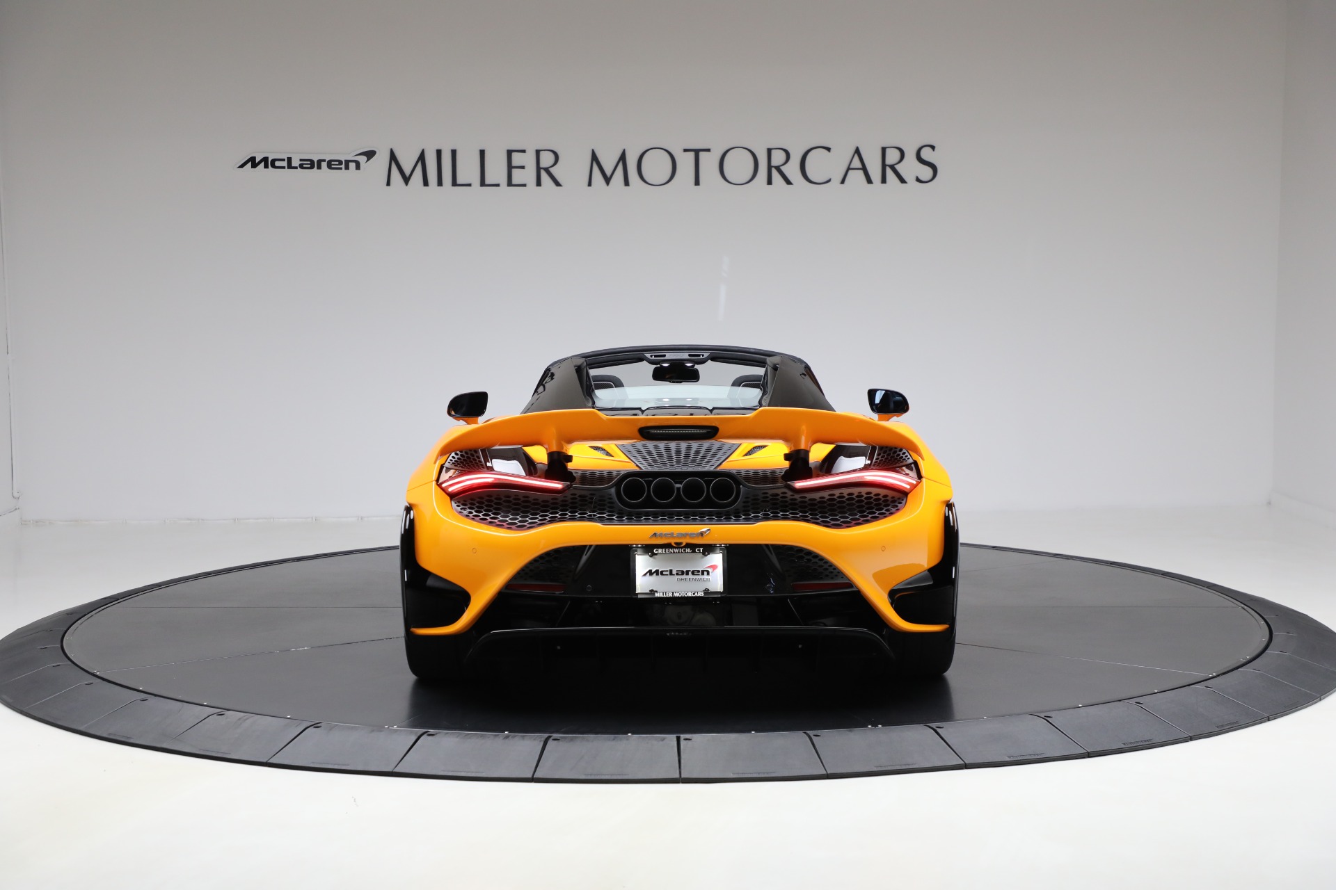 Used-2022-McLaren-765LT-Spider