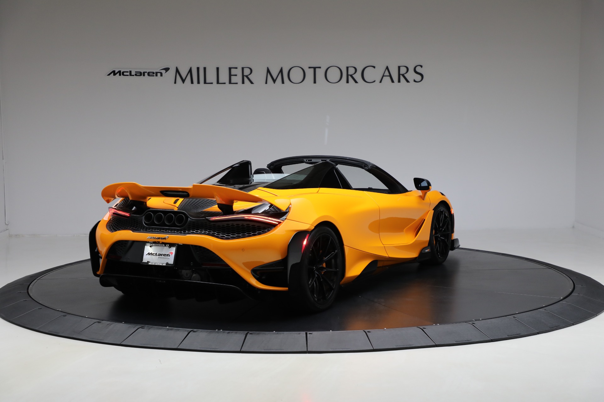 Used-2022-McLaren-765LT-Spider