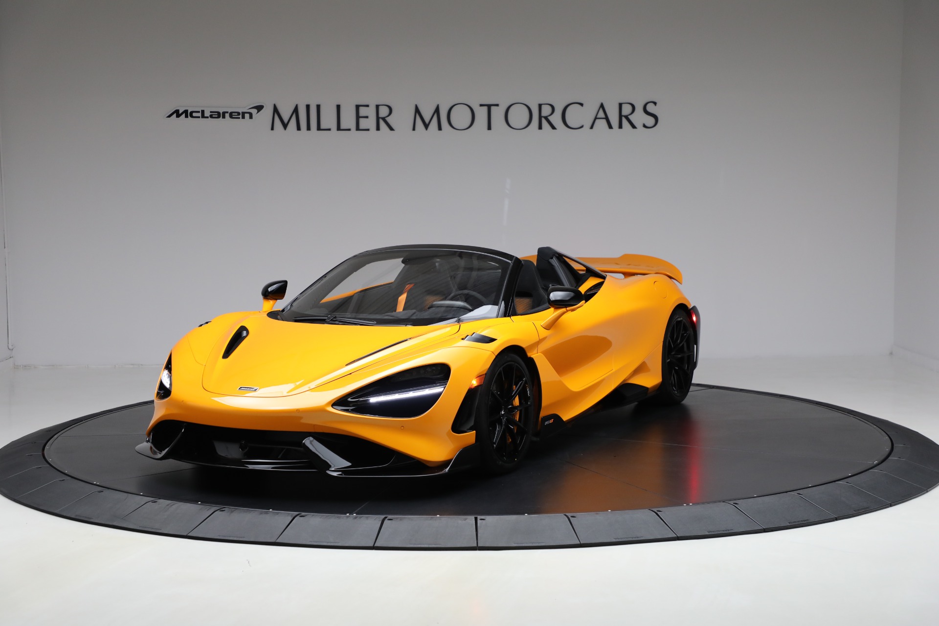 Used-2022-McLaren-765LT-Spider