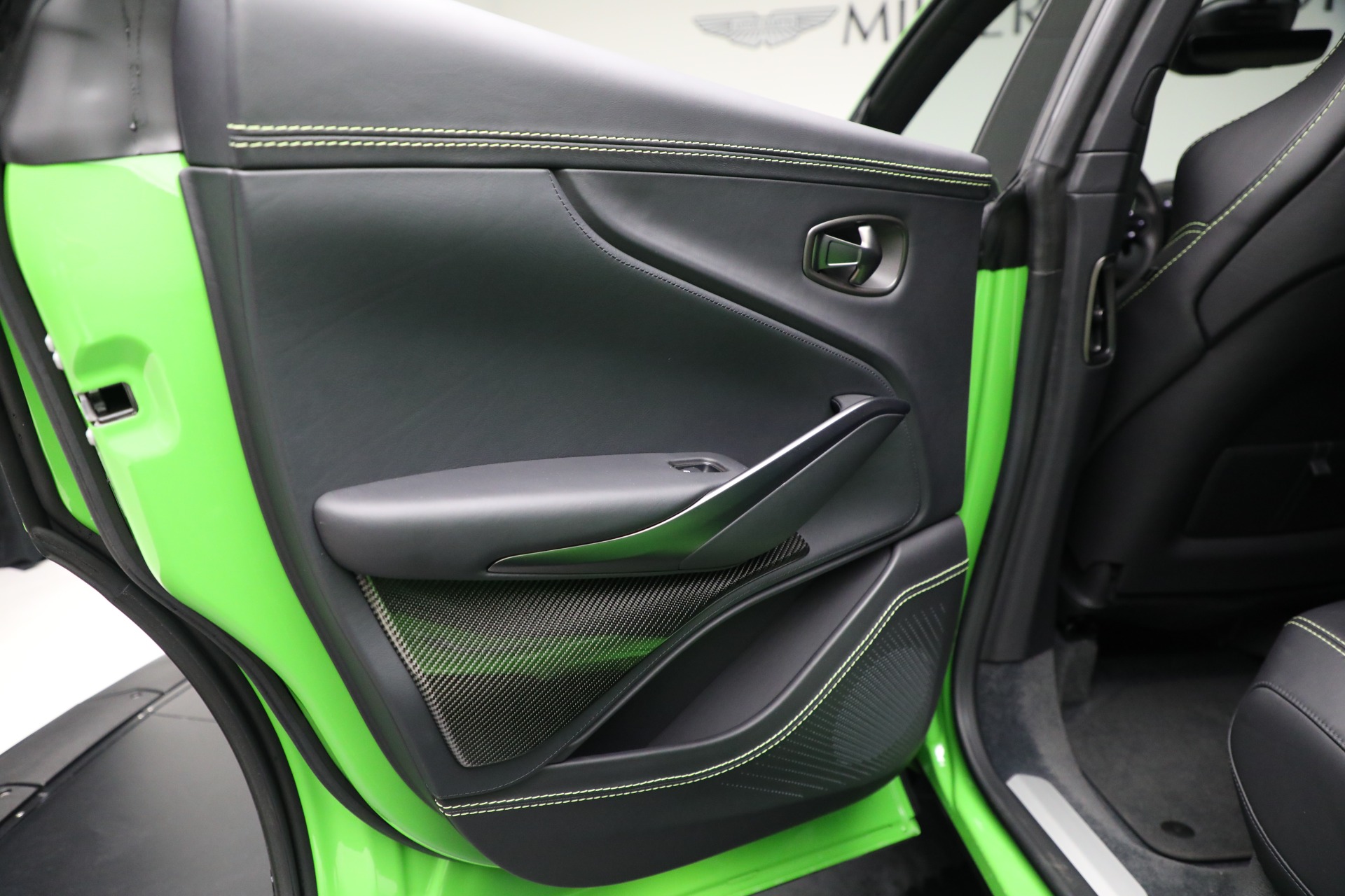 Used-2023-Aston-Martin-DBX-707