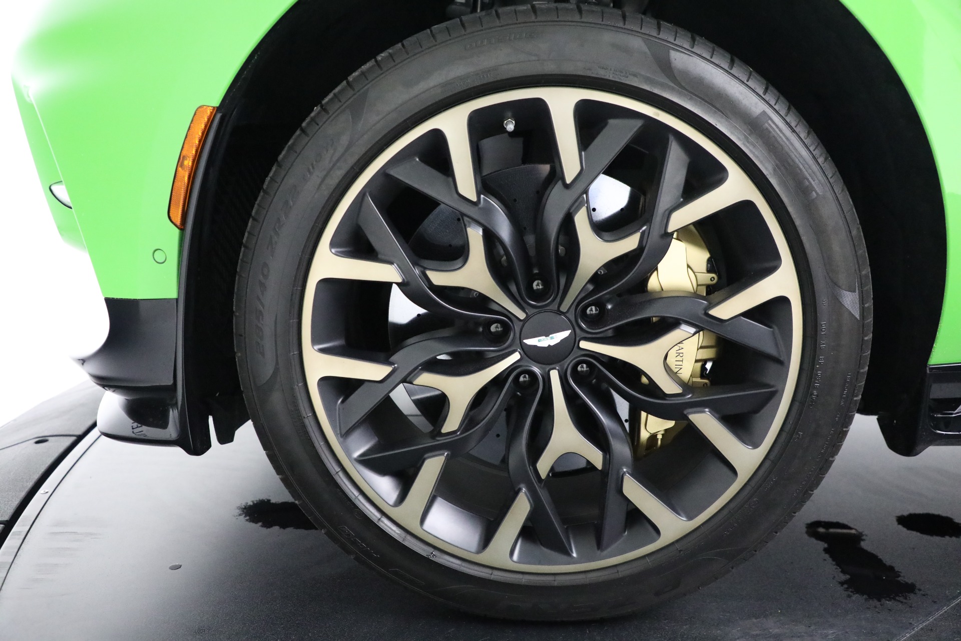 Used-2023-Aston-Martin-DBX-707