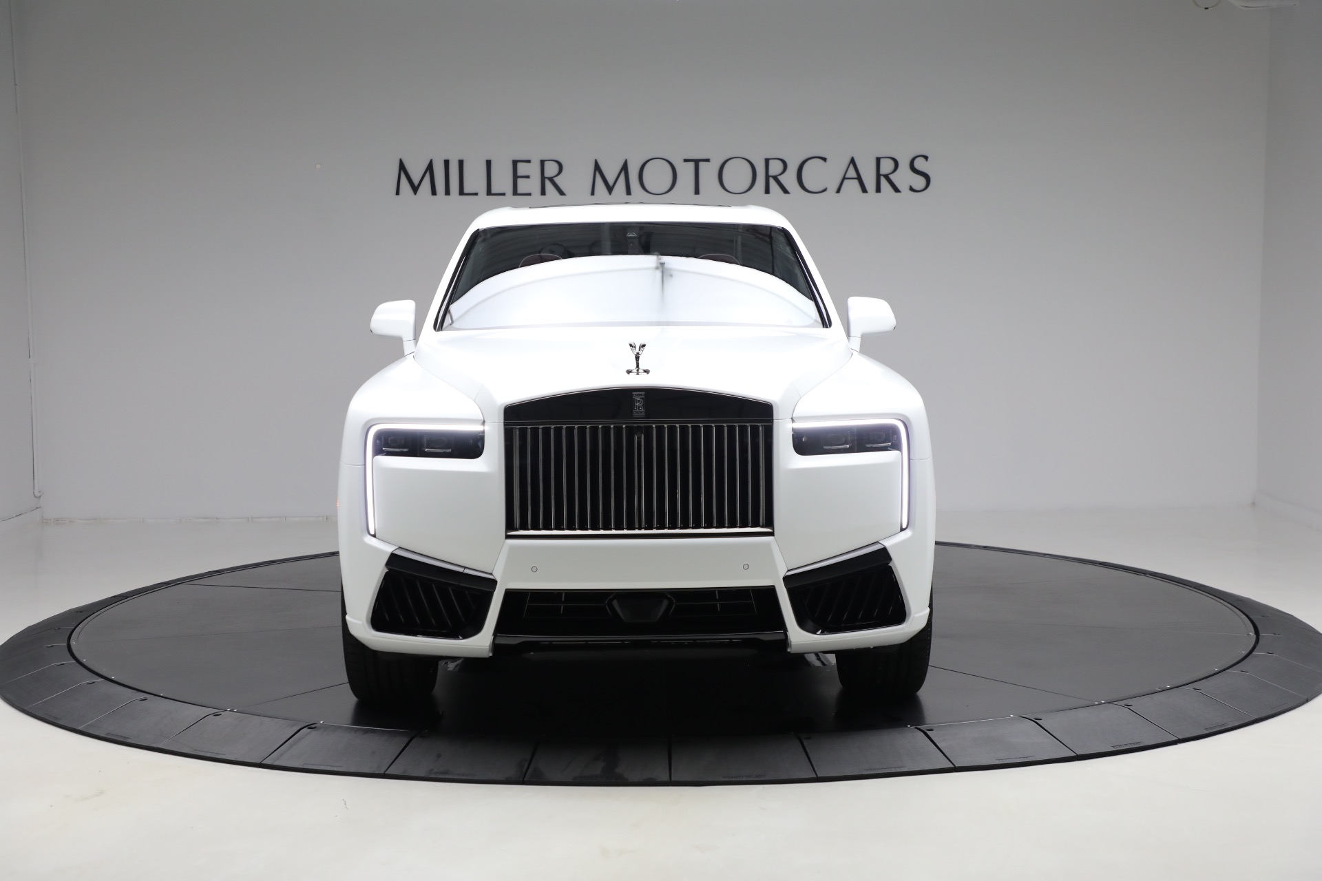 Used-2025-Rolls-Royce-Black-Badge-Cullinan