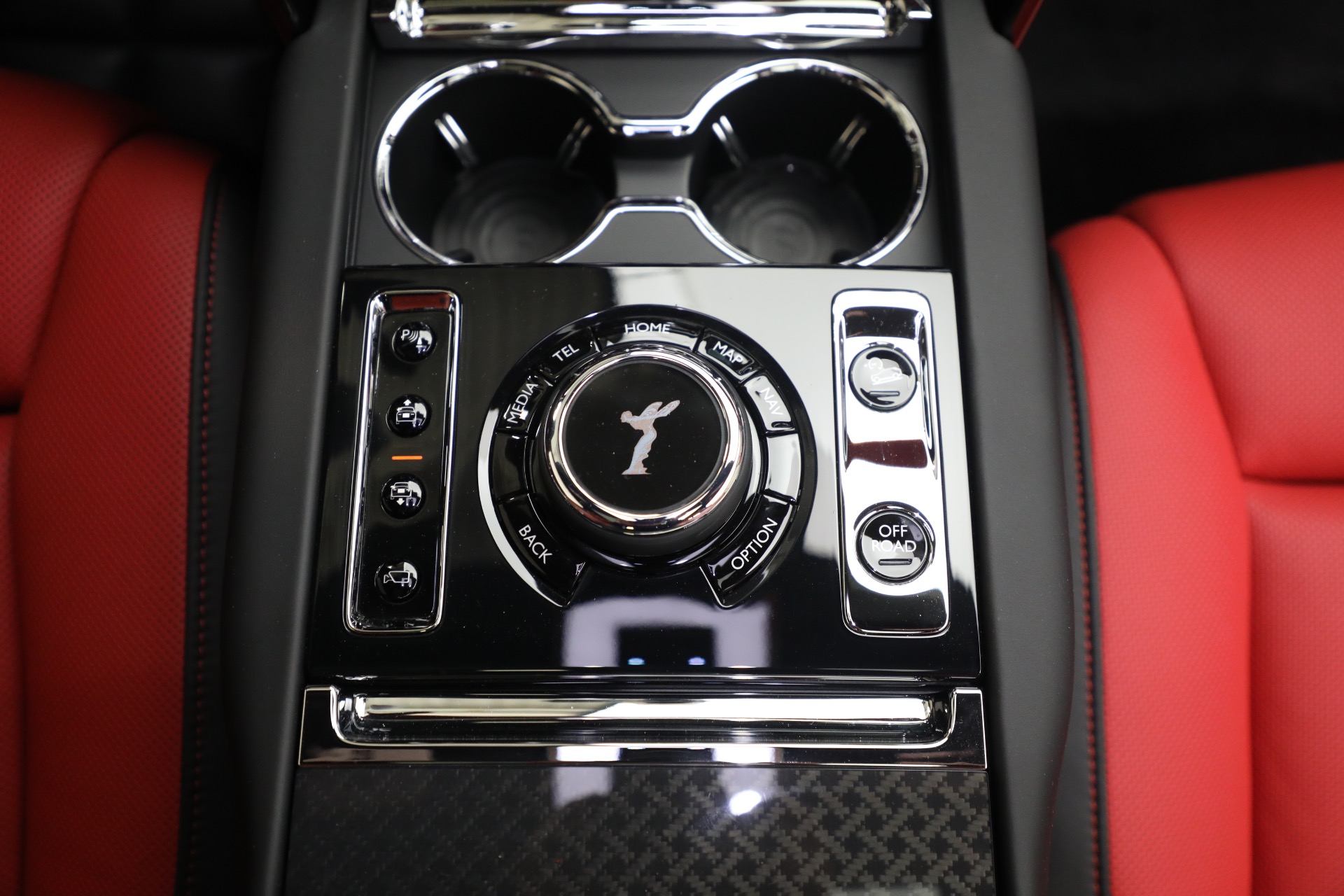 Used-2025-Rolls-Royce-Black-Badge-Cullinan