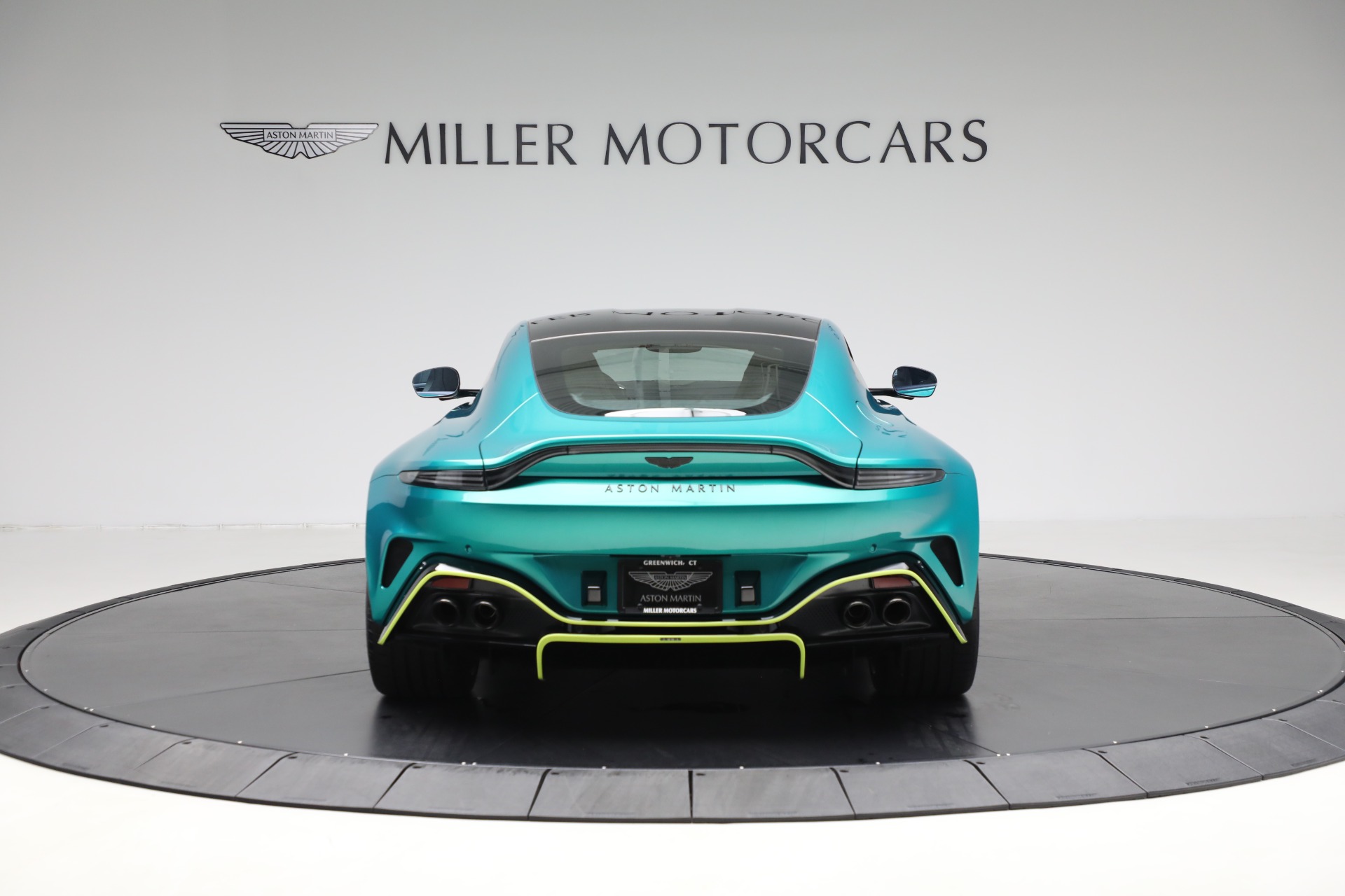 Used-2025-Aston-Martin-Vantage