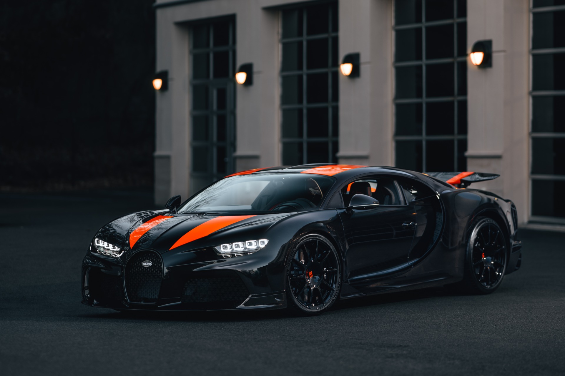 Used-2022-Bugatti-Chiron-Super-Sport