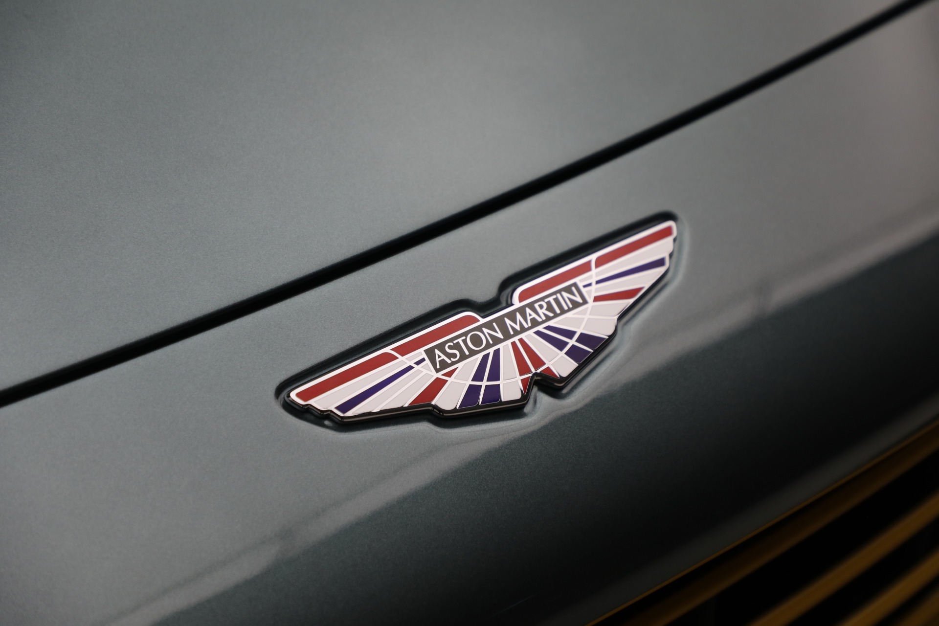 Used-2023-Aston-Martin-Vantage-V12