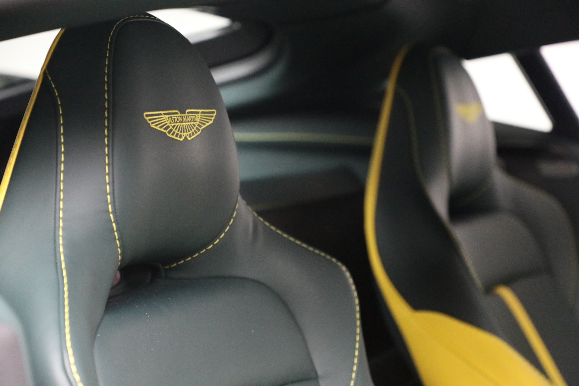 Used-2023-Aston-Martin-Vantage-V12