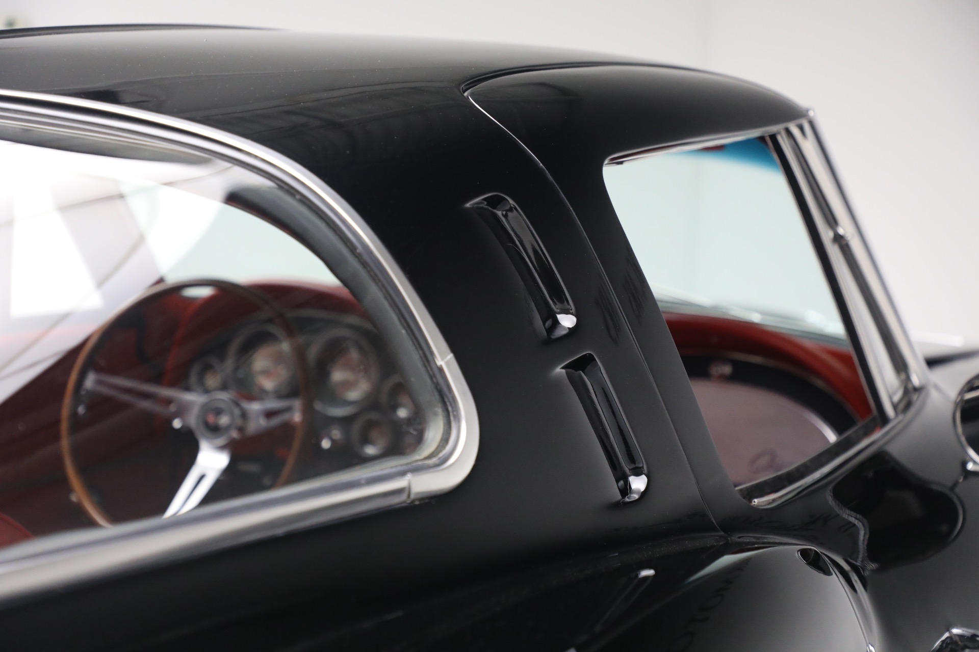 Used-1963-Chevrolet-Corvette