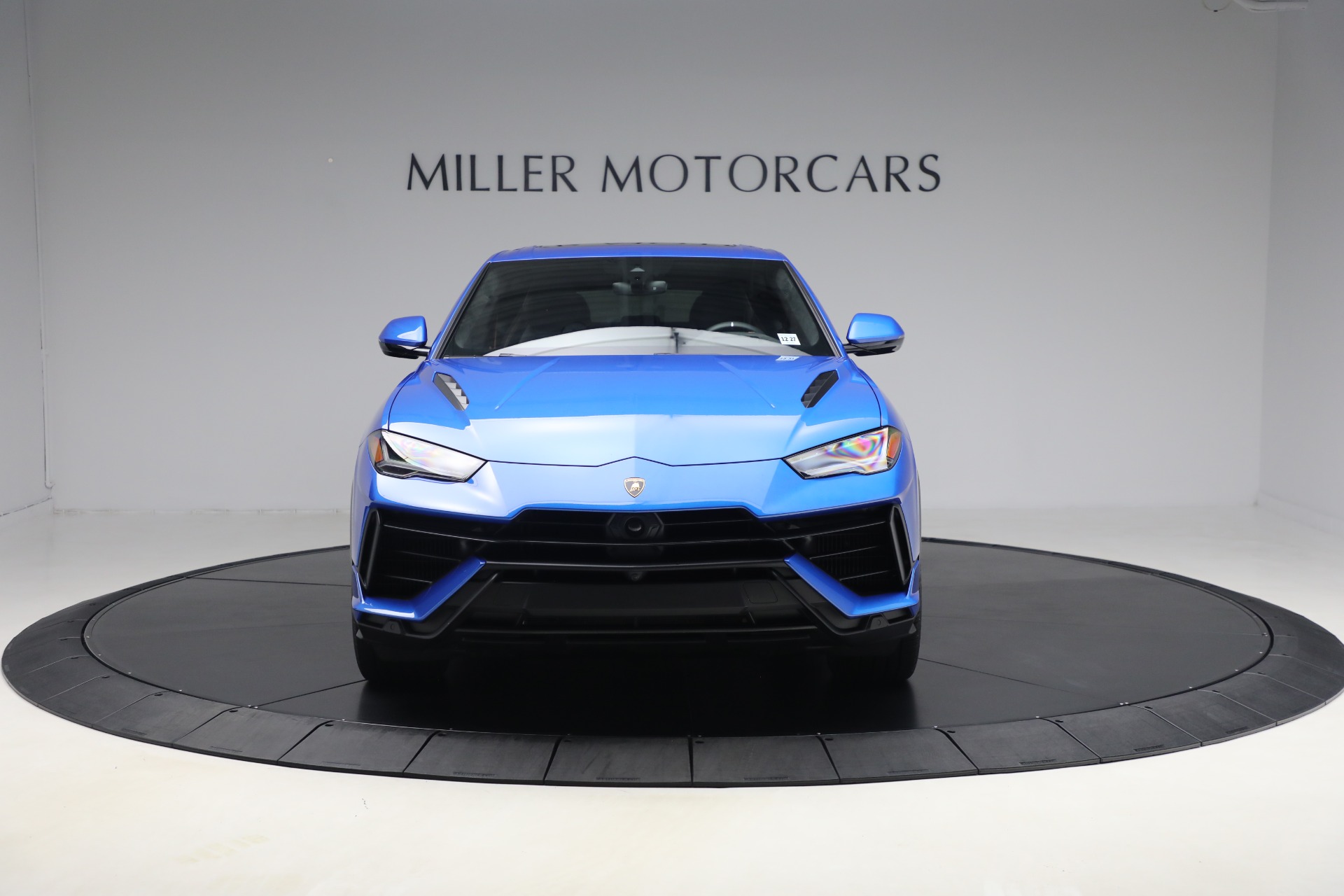 Used-2024-Lamborghini-Urus-S
