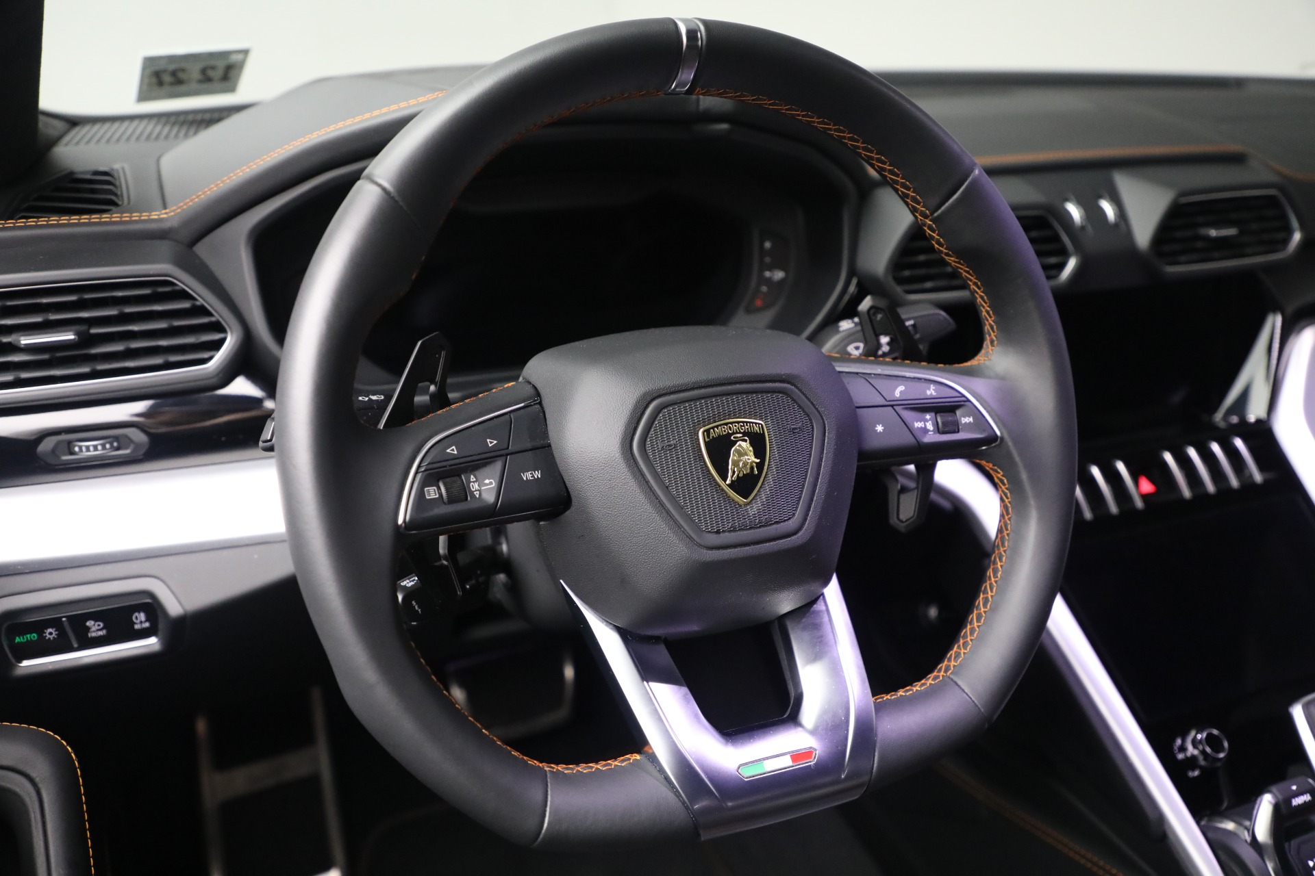 Used-2024-Lamborghini-Urus-S