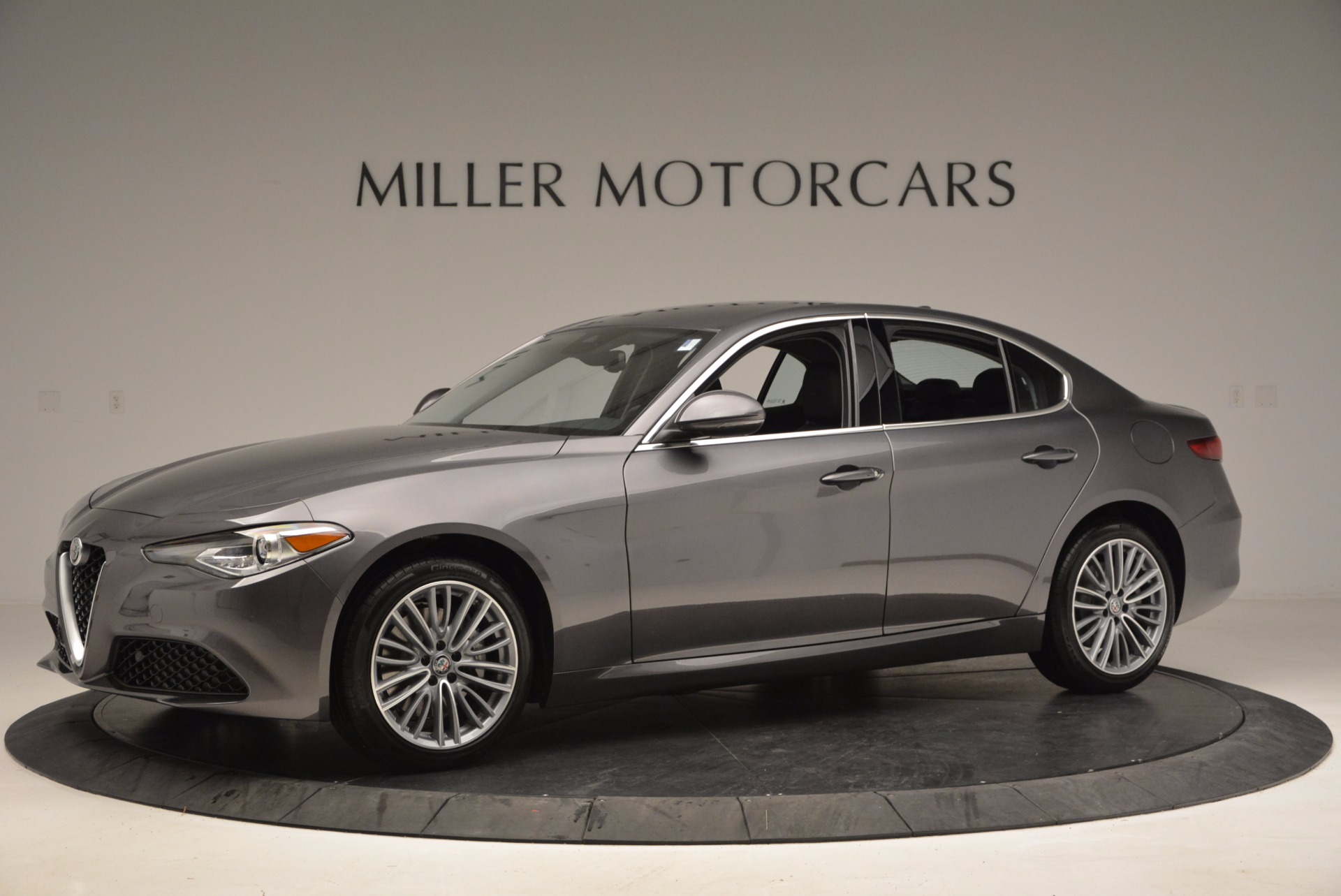 New-2017-Alfa-Romeo-Giulia-Ti-Q4