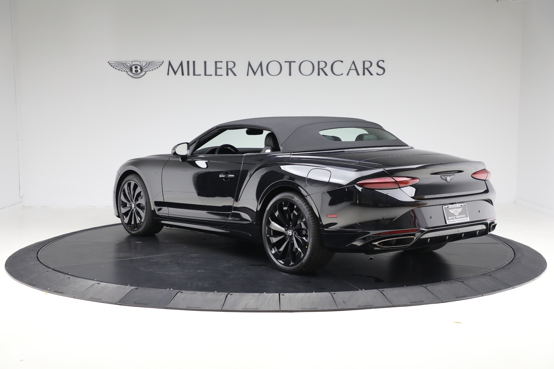 New-2025-Bentley-Continental-Black-Edition