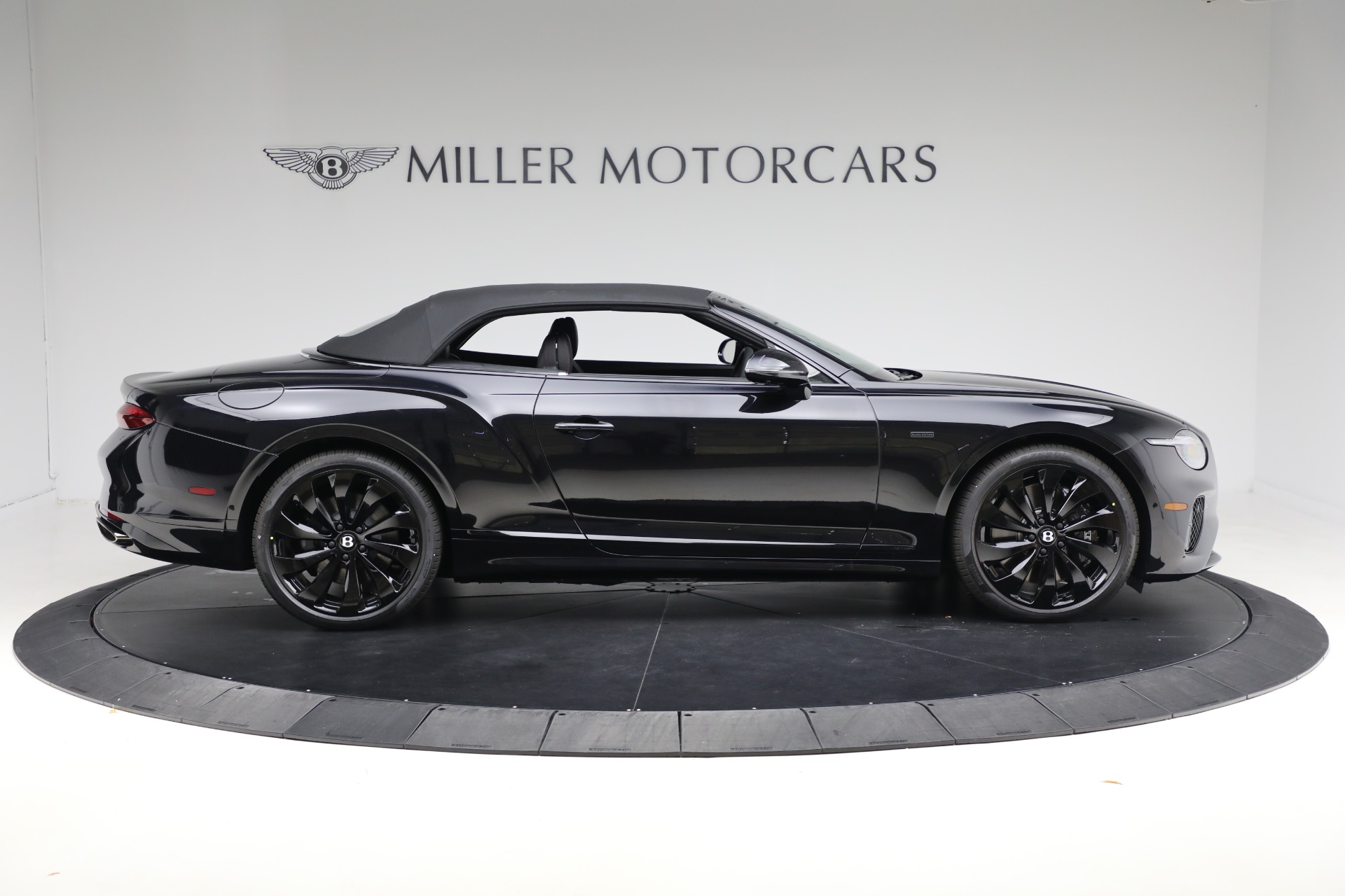 New-2025-Bentley-Continental-Black-Edition