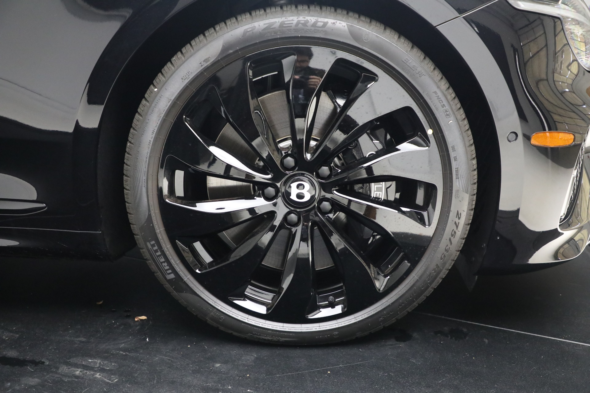 New-2025-Bentley-Continental-Black-Edition