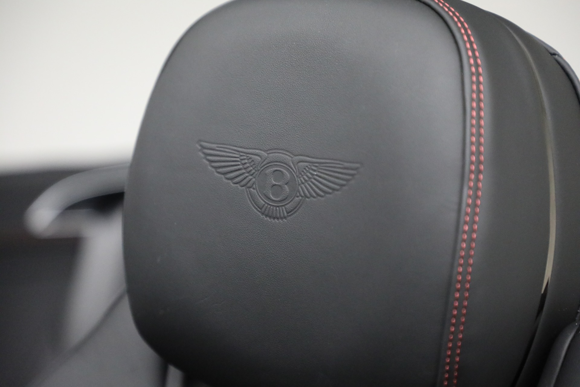 New-2025-Bentley-Continental-Black-Edition