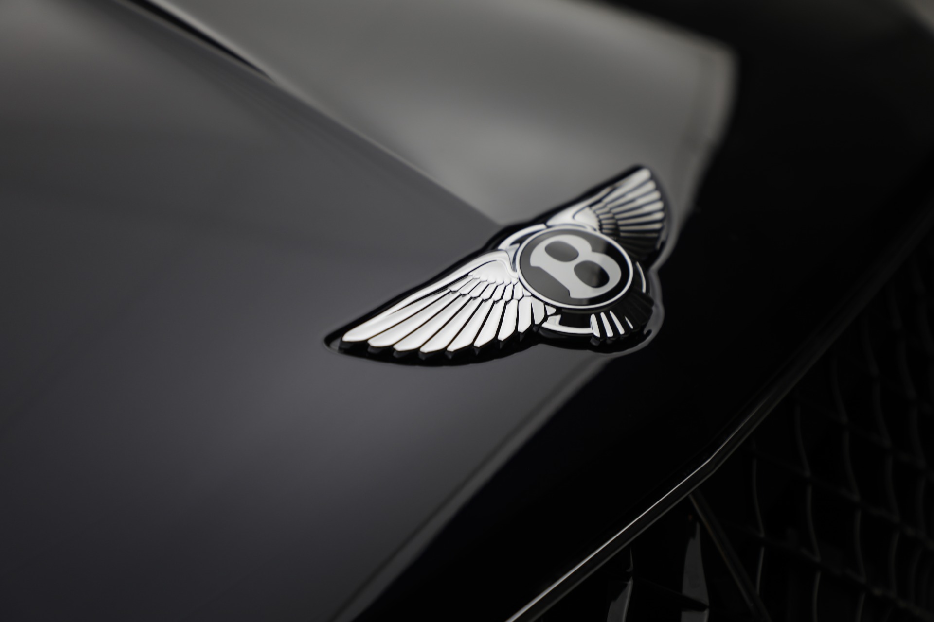 New-2025-Bentley-Bentayga-V8