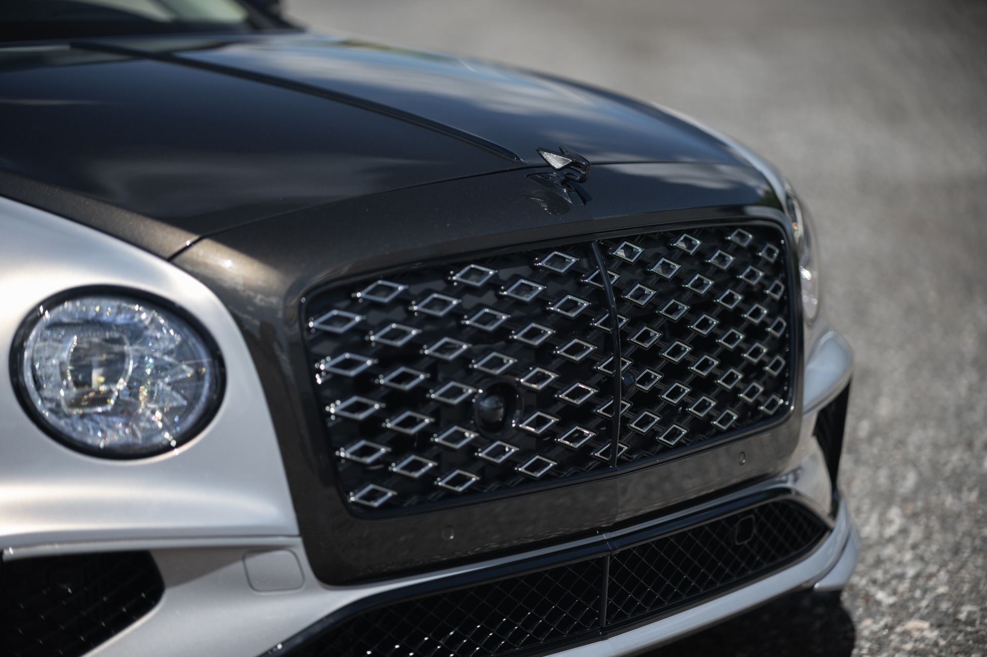 New-2025-Bentley-Flying-Spur-Mulliner