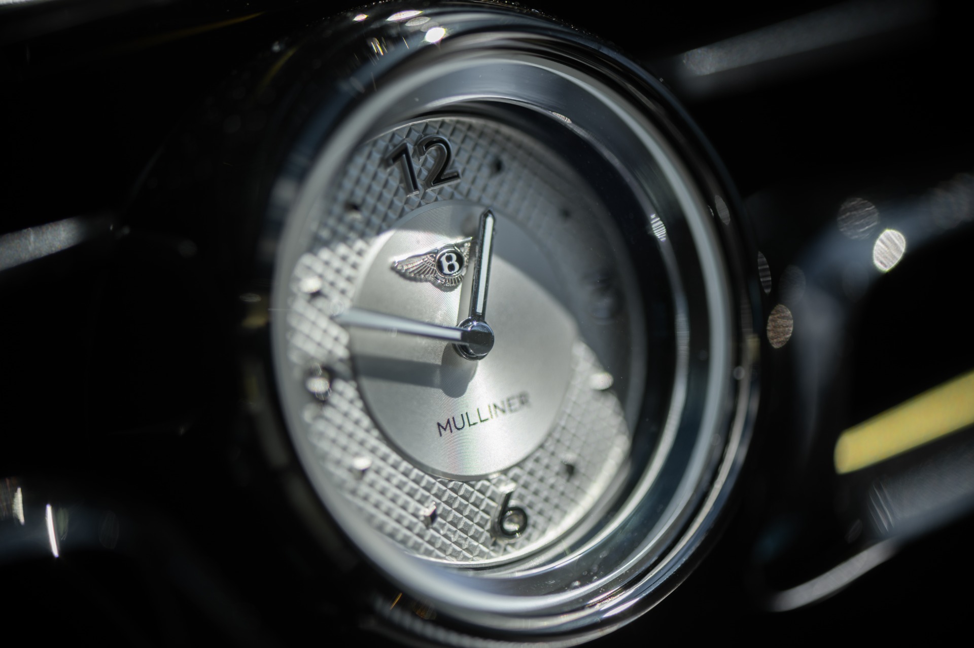 New-2025-Bentley-Flying-Spur-Mulliner