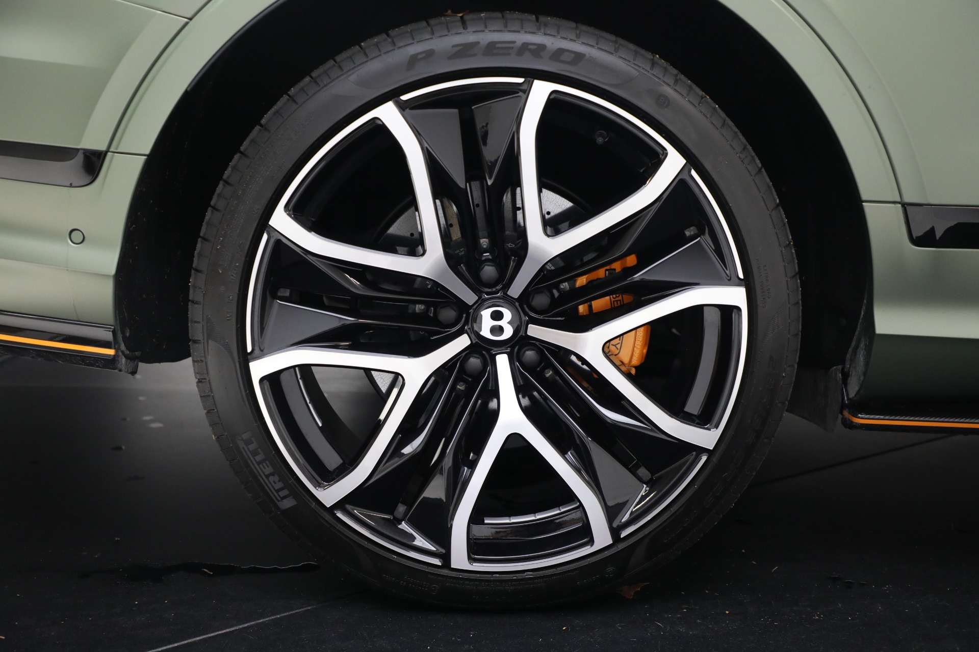 New-2027-BENTLEY-BENTAYGA-SPEED