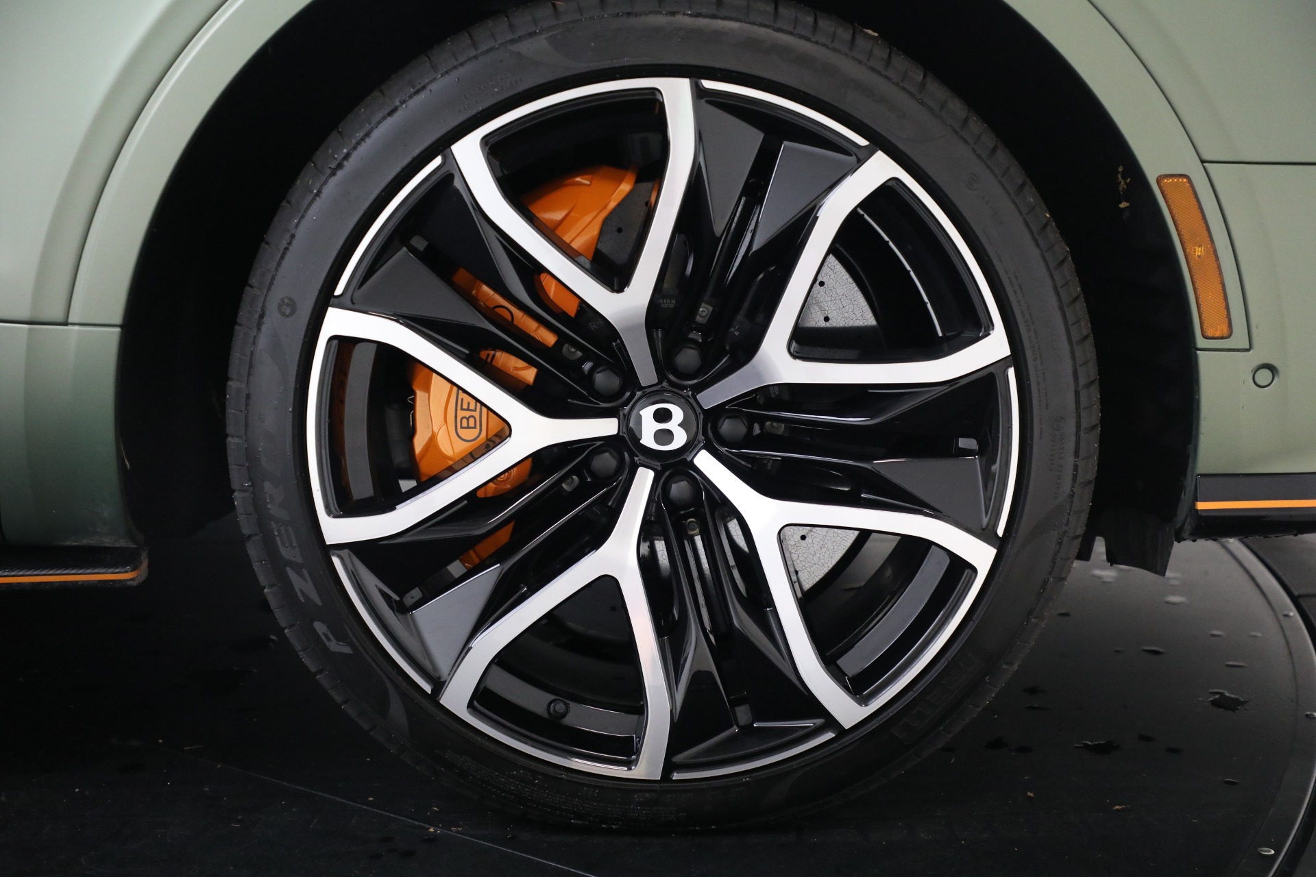 New-2027-BENTLEY-BENTAYGA-SPEED