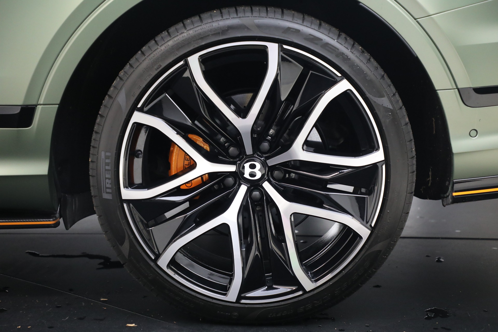 New-2027-BENTLEY-BENTAYGA-SPEED