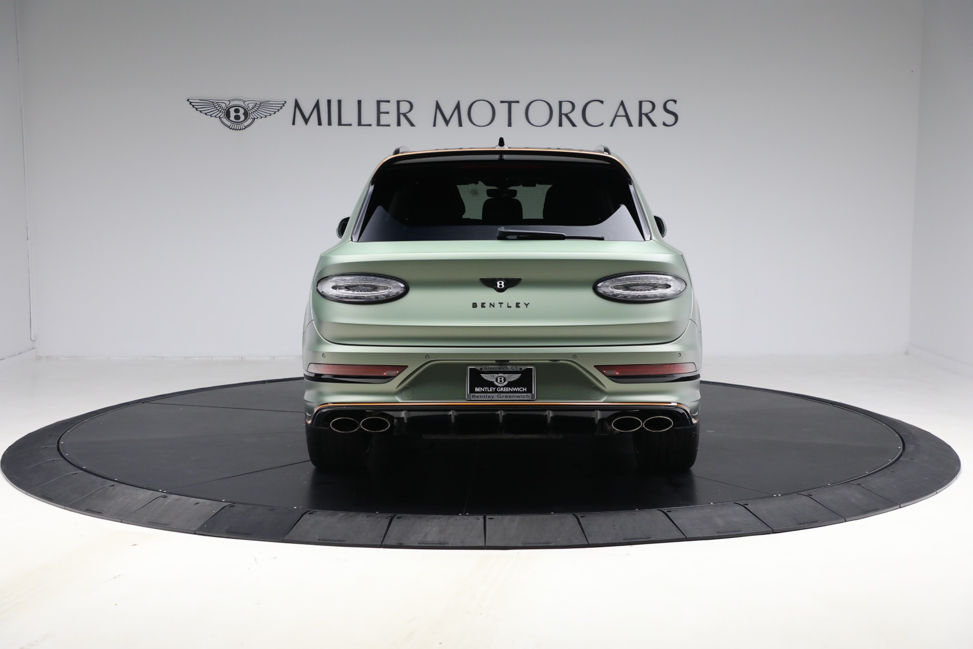 New-2027-BENTLEY-BENTAYGA-SPEED