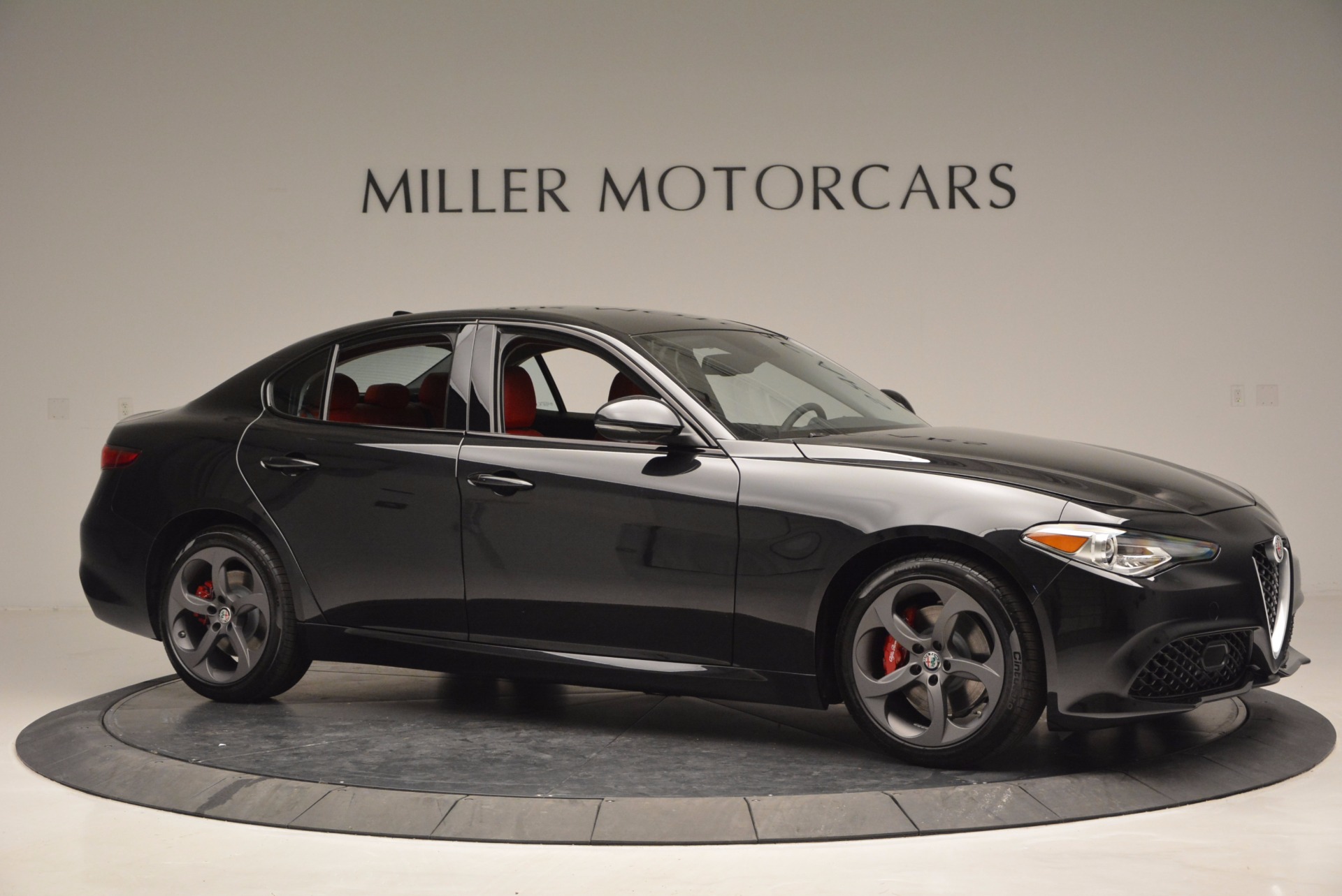 New-2017-Alfa-Romeo-Giulia-Q4