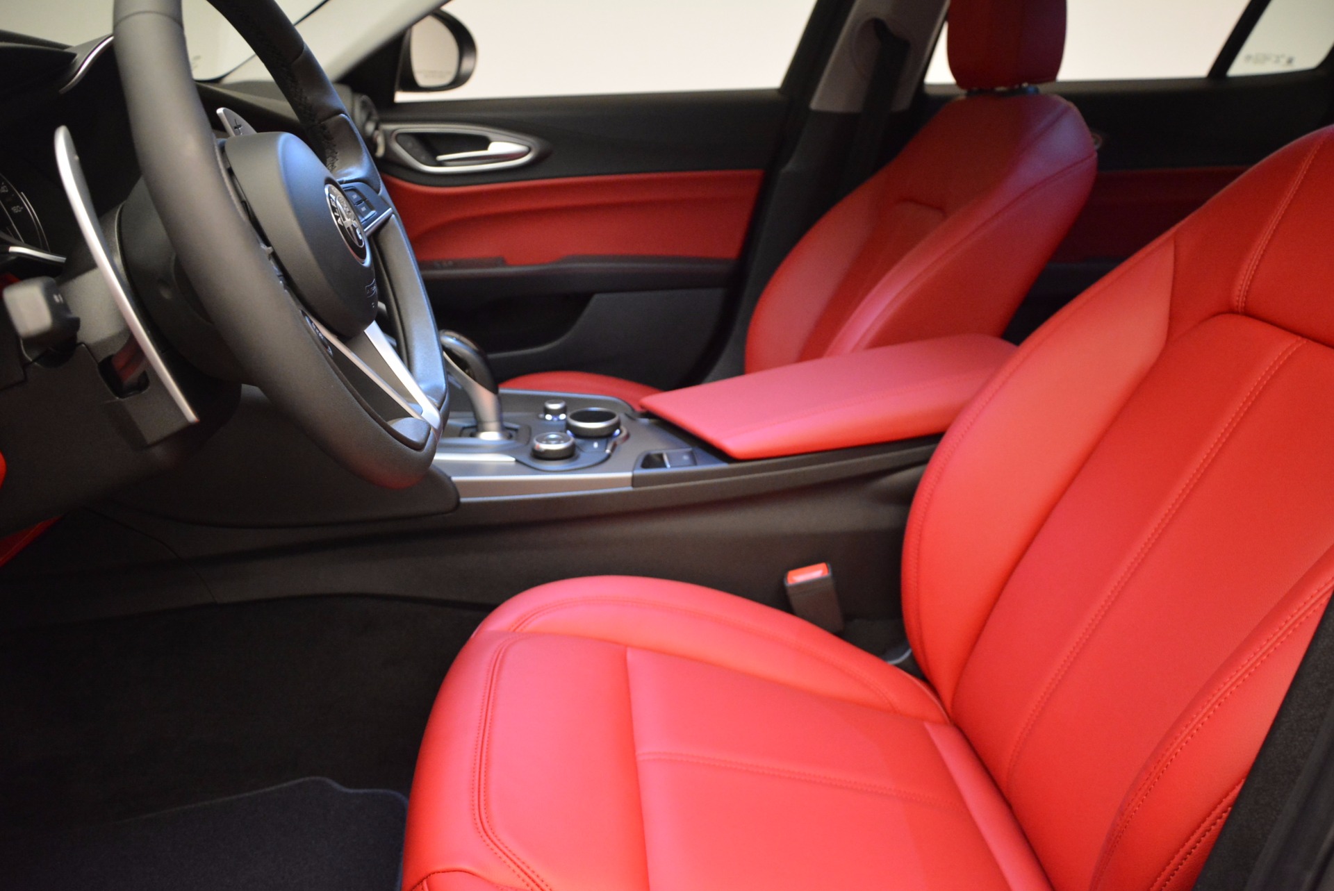 New-2017-Alfa-Romeo-Giulia-Q4