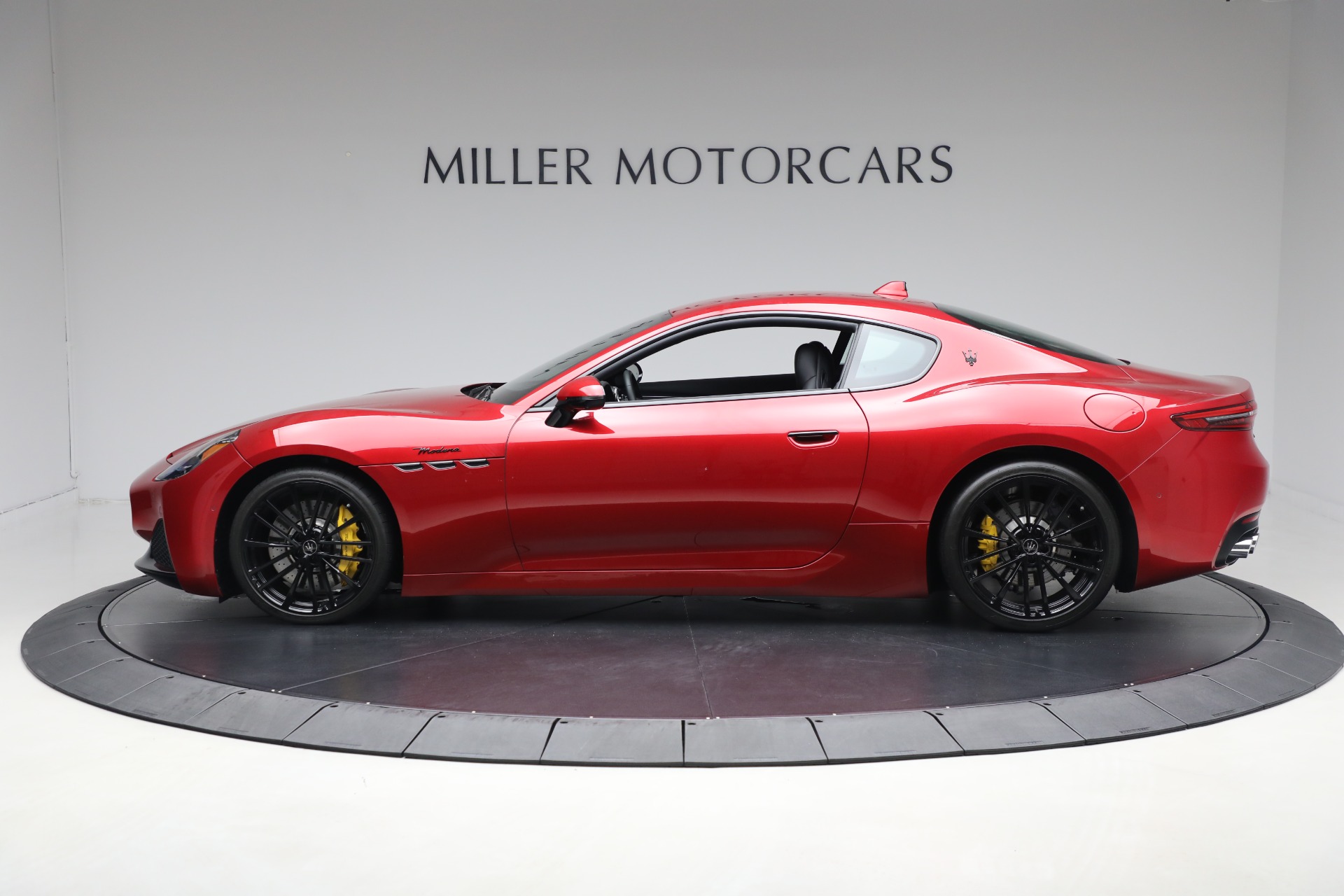 New-2024-Maserati-GranTurismo-Modena