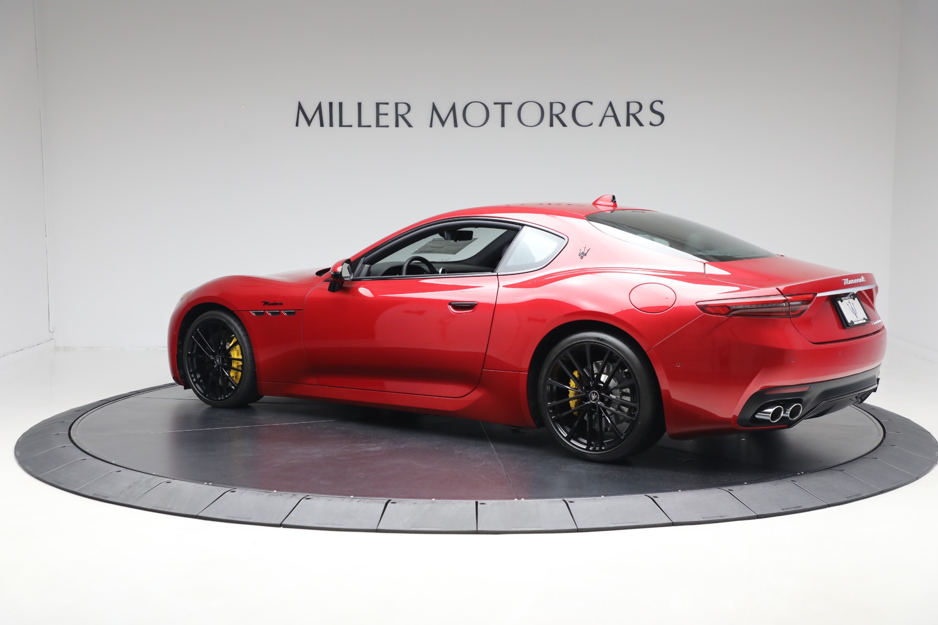 New-2024-Maserati-GranTurismo-Modena