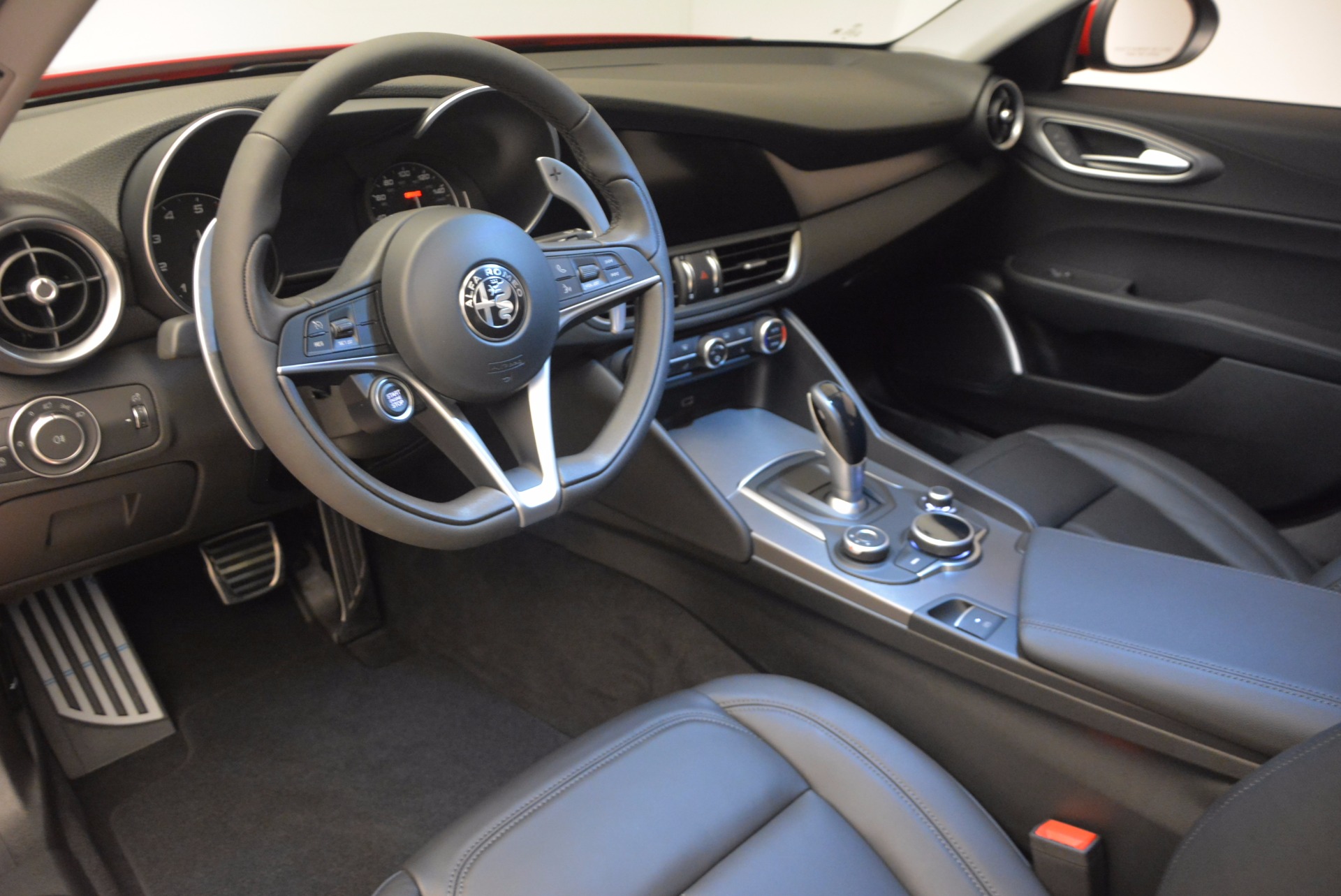 New-2017-Alfa-Romeo-Giulia