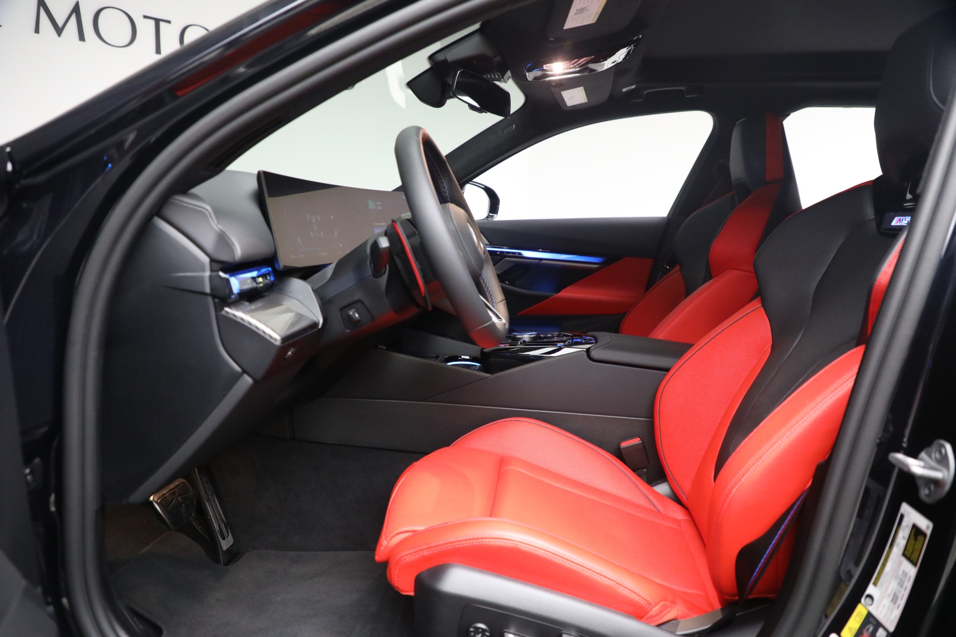 Used-2025-BMW-M5-Touring