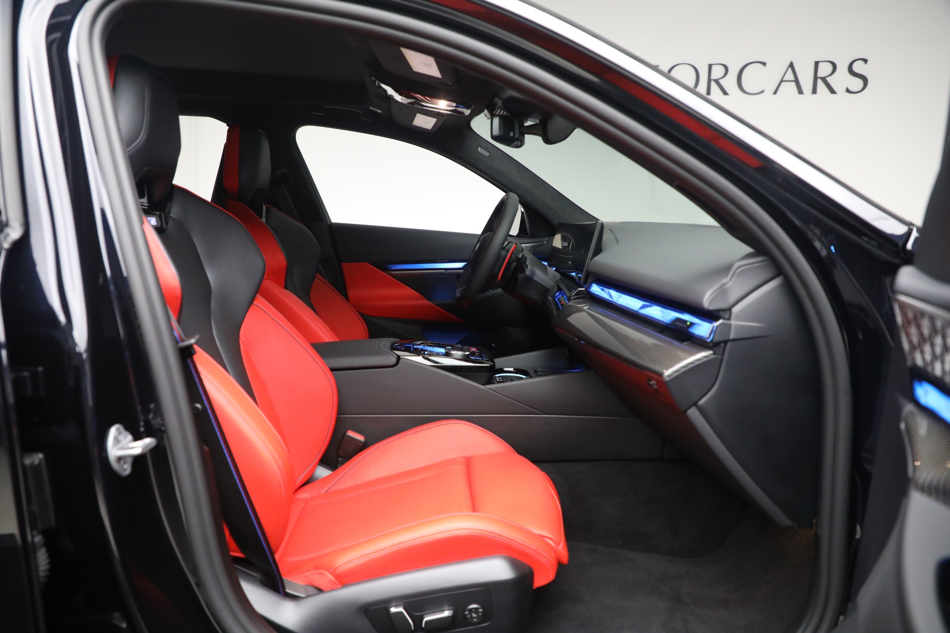 Used-2025-BMW-M5-Touring