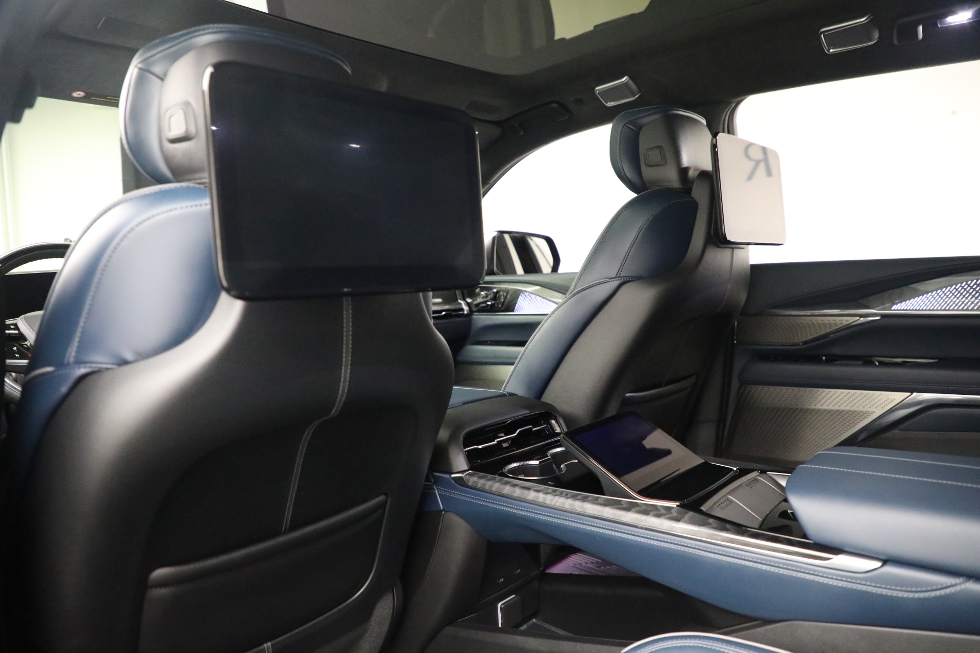 Used-2025-Cadillac-Escalade-IQ-Sport-2