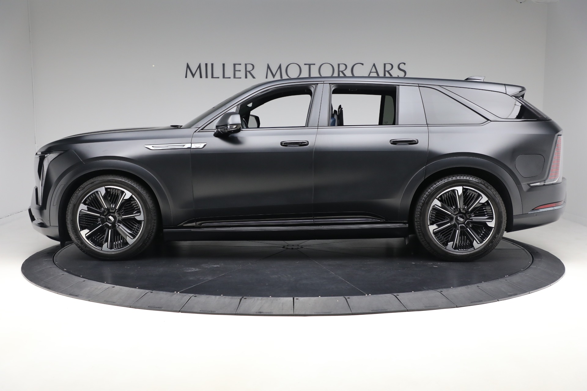 Used-2025-Cadillac-Escalade-IQ-Sport-2