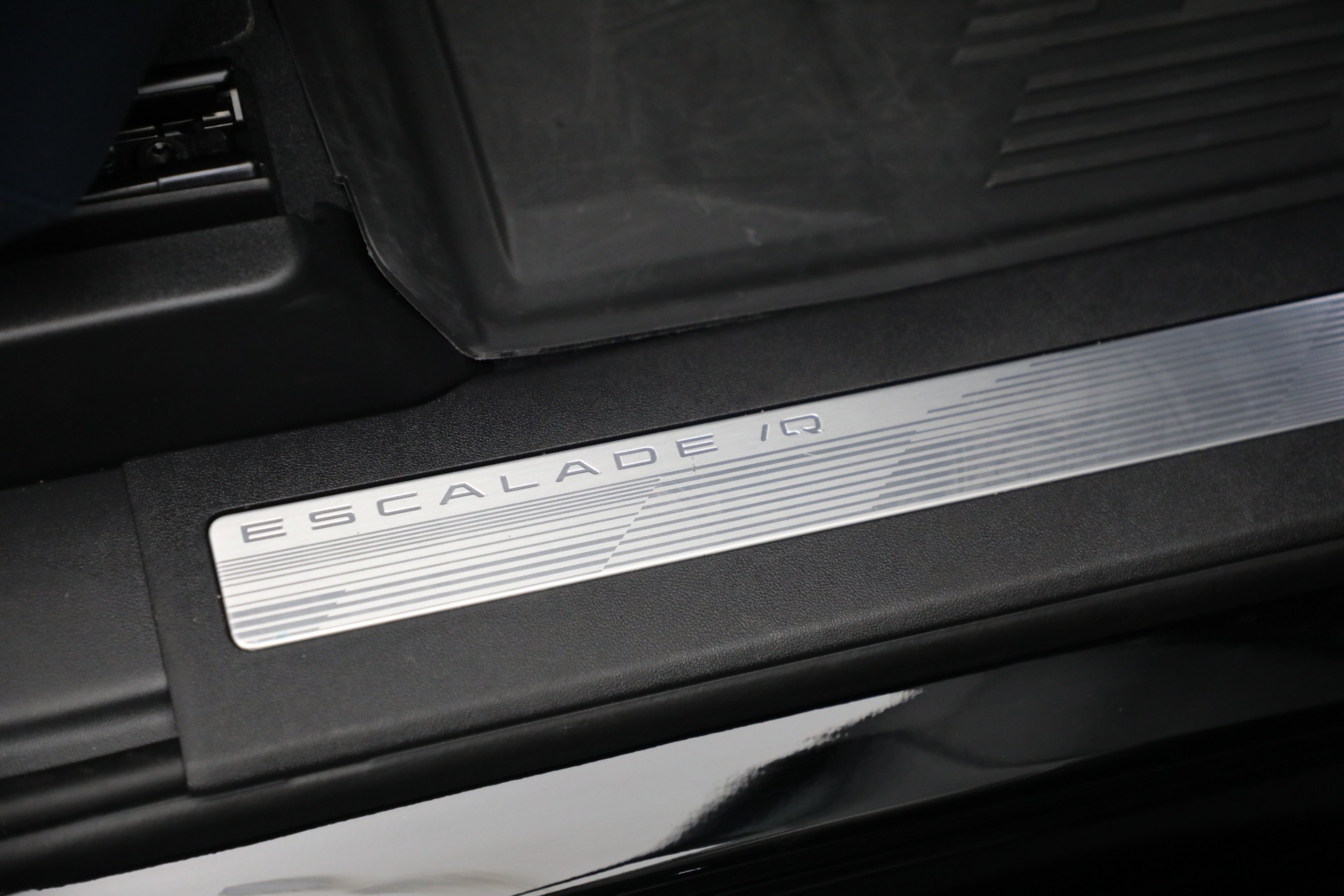 Used-2025-Cadillac-Escalade-IQ-Sport-2