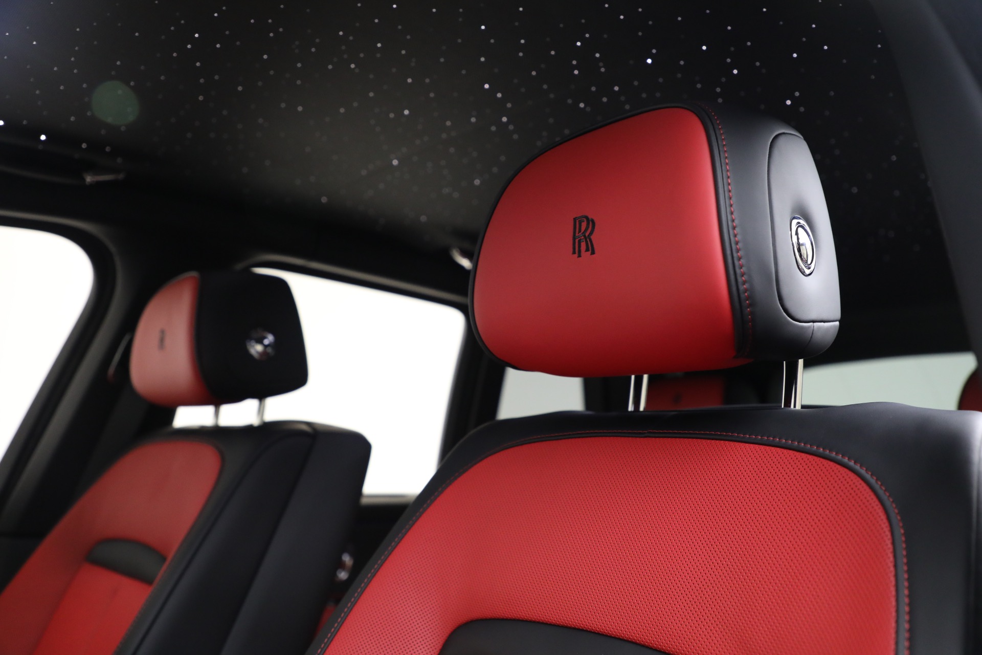 New-2026-Rolls-Royce-Black-Badge-Cullinan