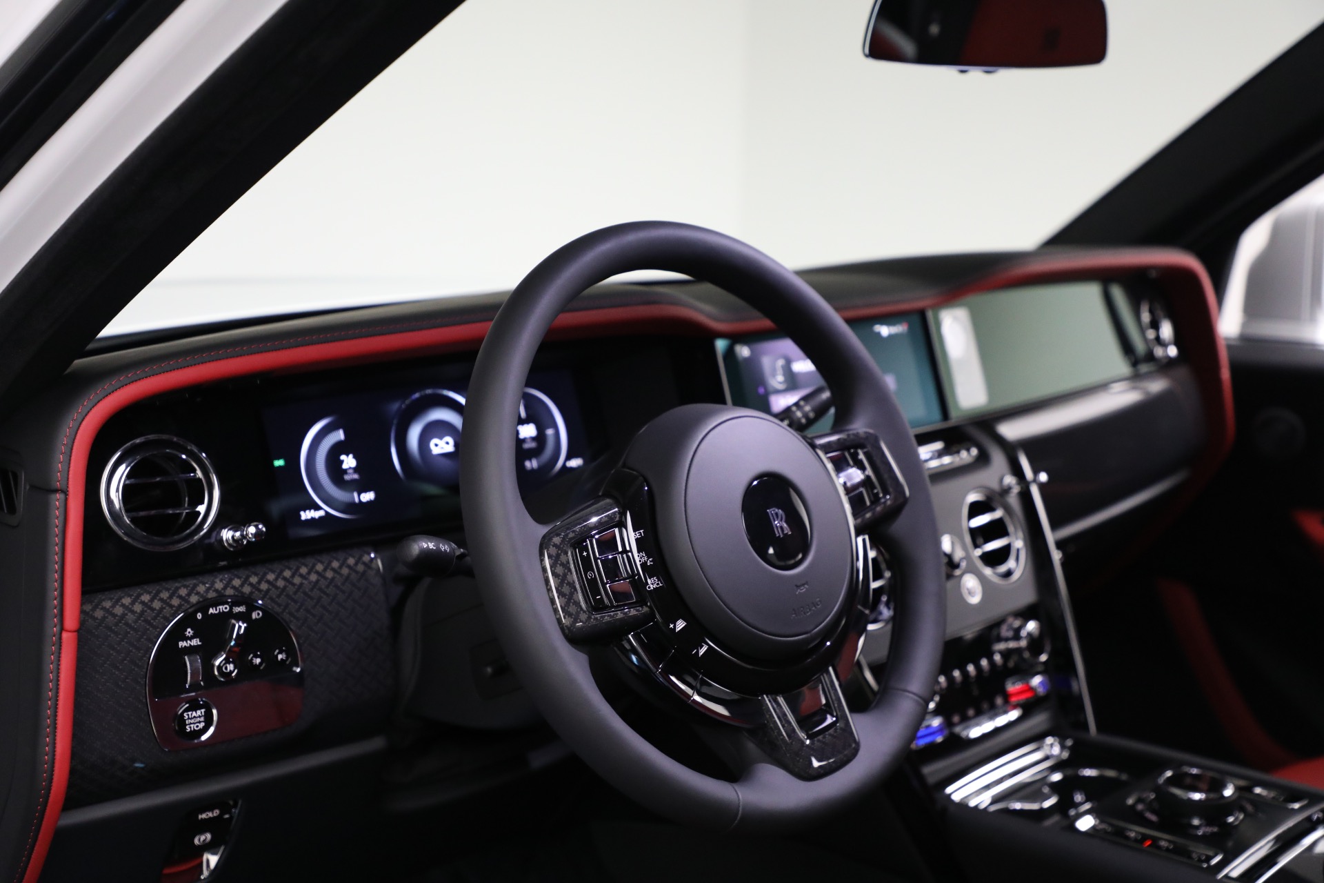 New-2026-Rolls-Royce-Black-Badge-Cullinan