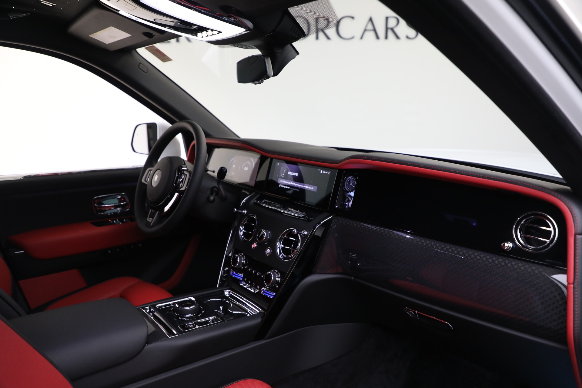 New-2026-Rolls-Royce-Black-Badge-Cullinan