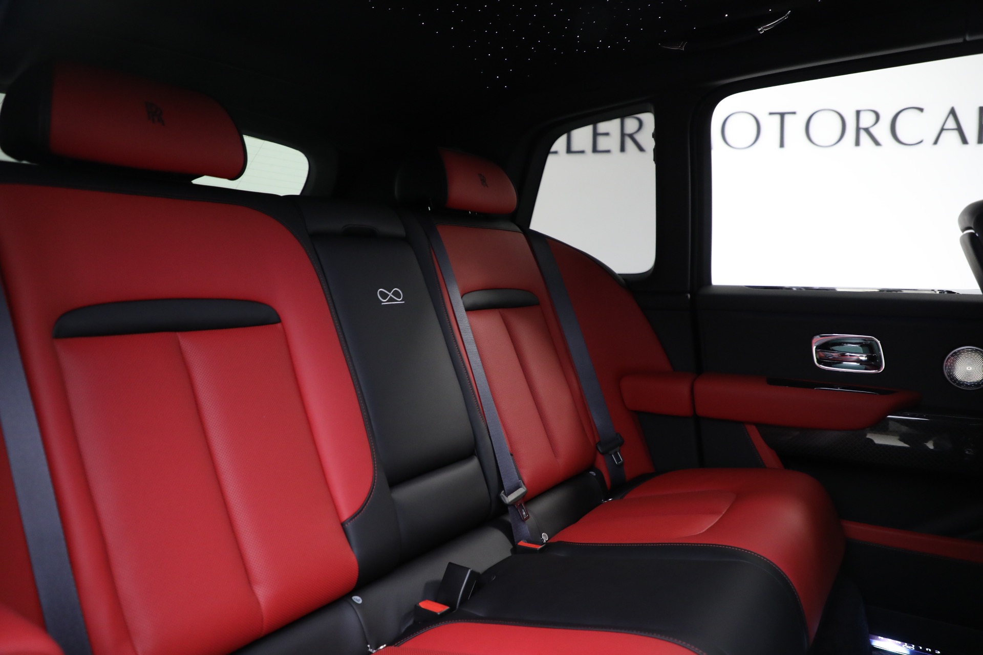 New-2026-Rolls-Royce-Black-Badge-Cullinan