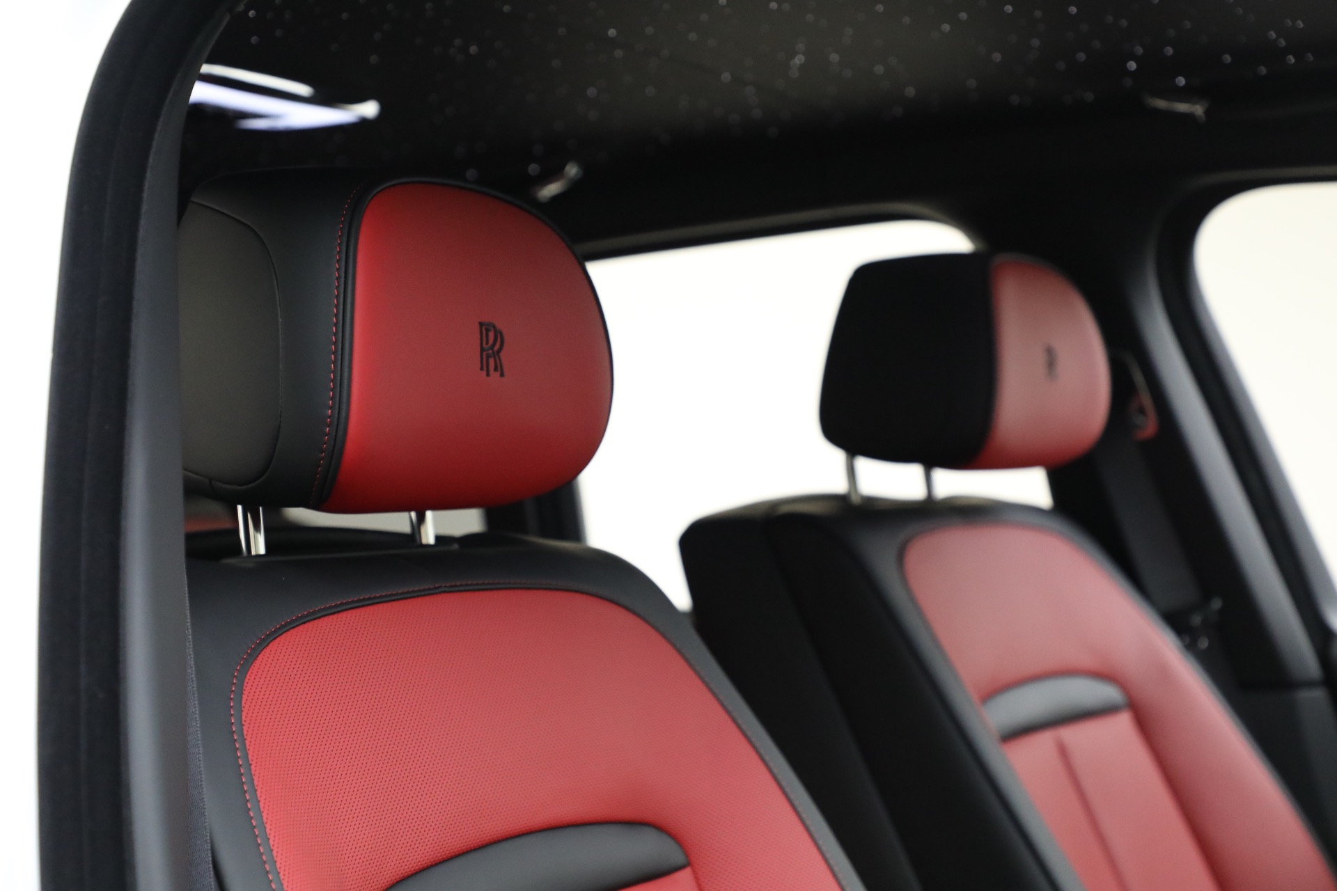 New-2026-Rolls-Royce-Black-Badge-Cullinan