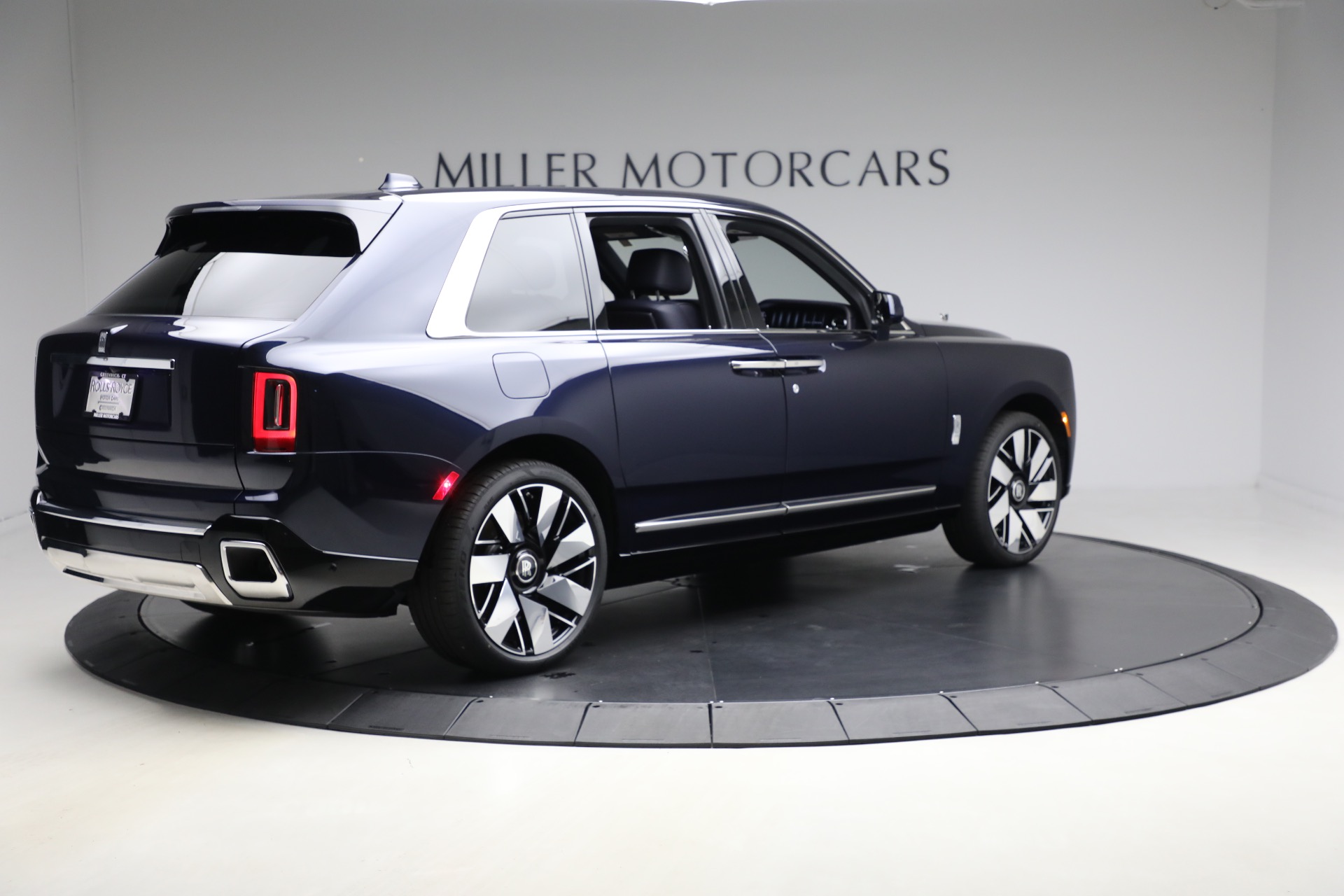 New-2026-Rolls-Royce-Cullinan